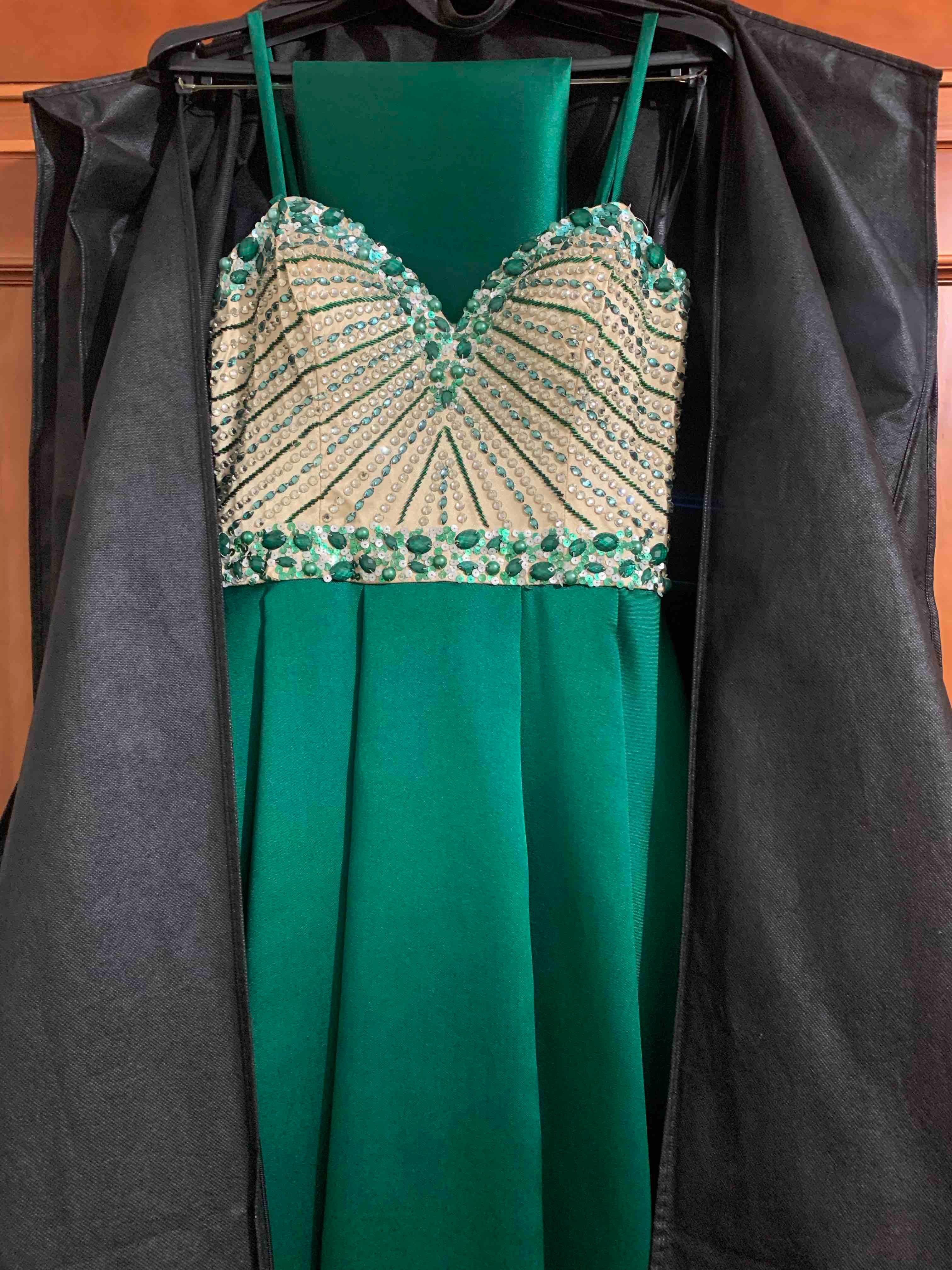 Vestido pedrería Vertize Gala — foto 2 de 6