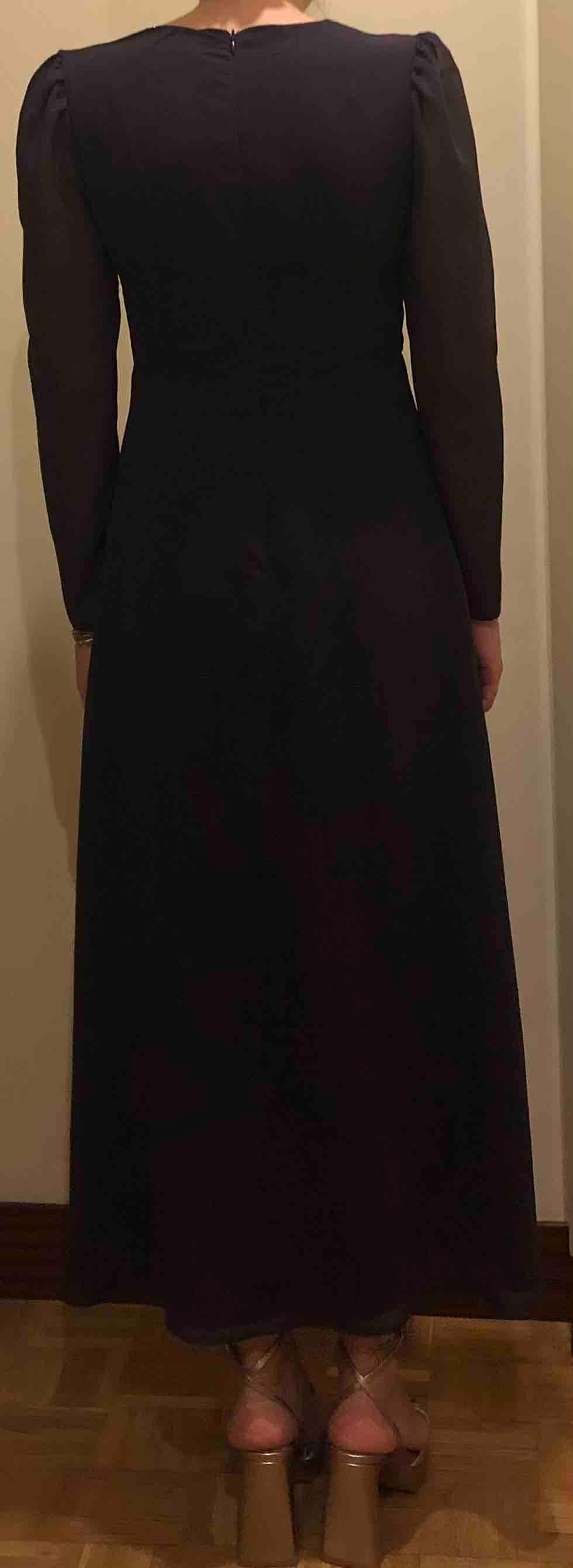 VESTIDO MRS. PALACIOS BERENJENA The Are — foto 3 de 3