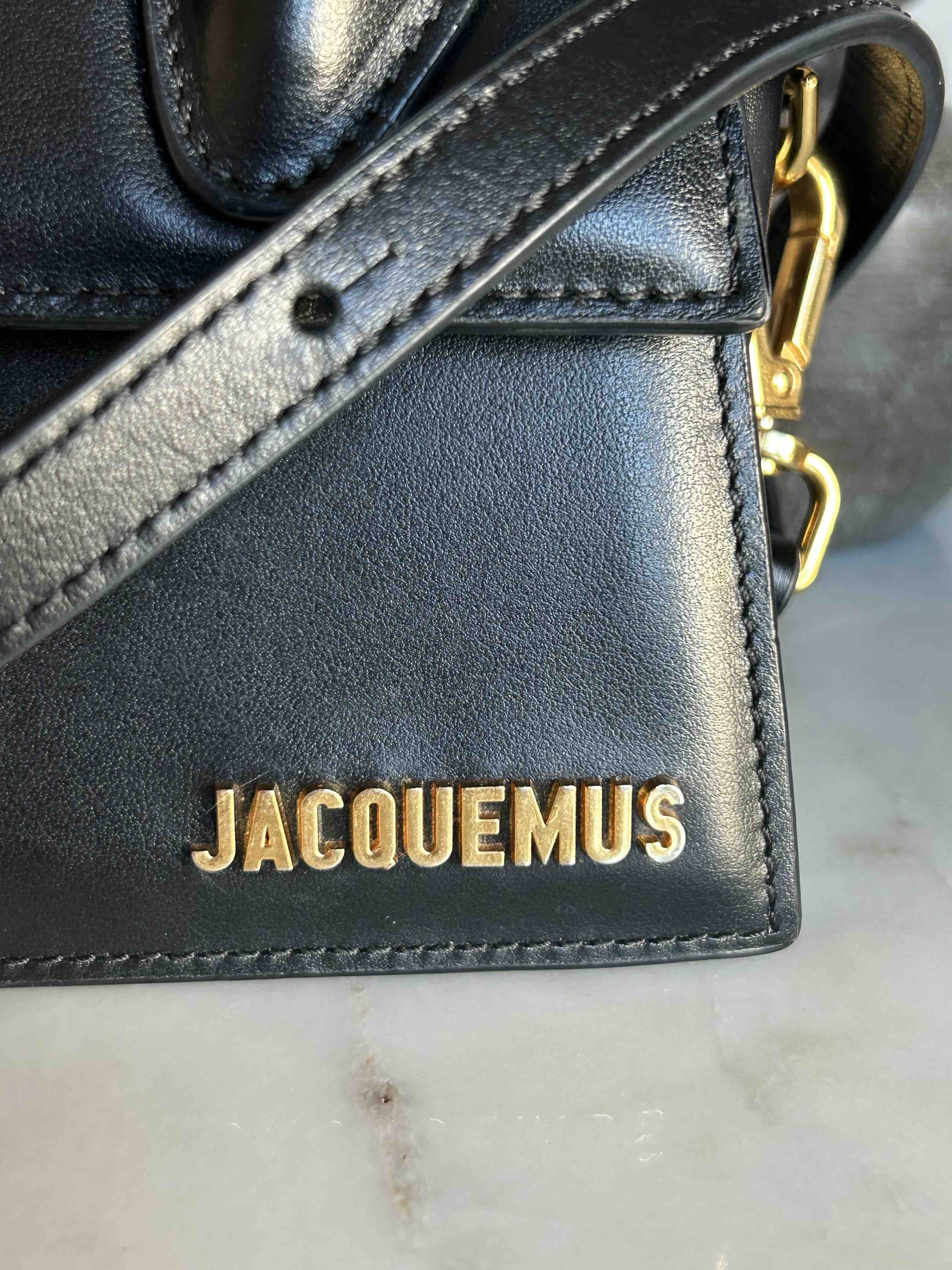 Jacquemus LeChiquito Noeud — foto 1 de 3