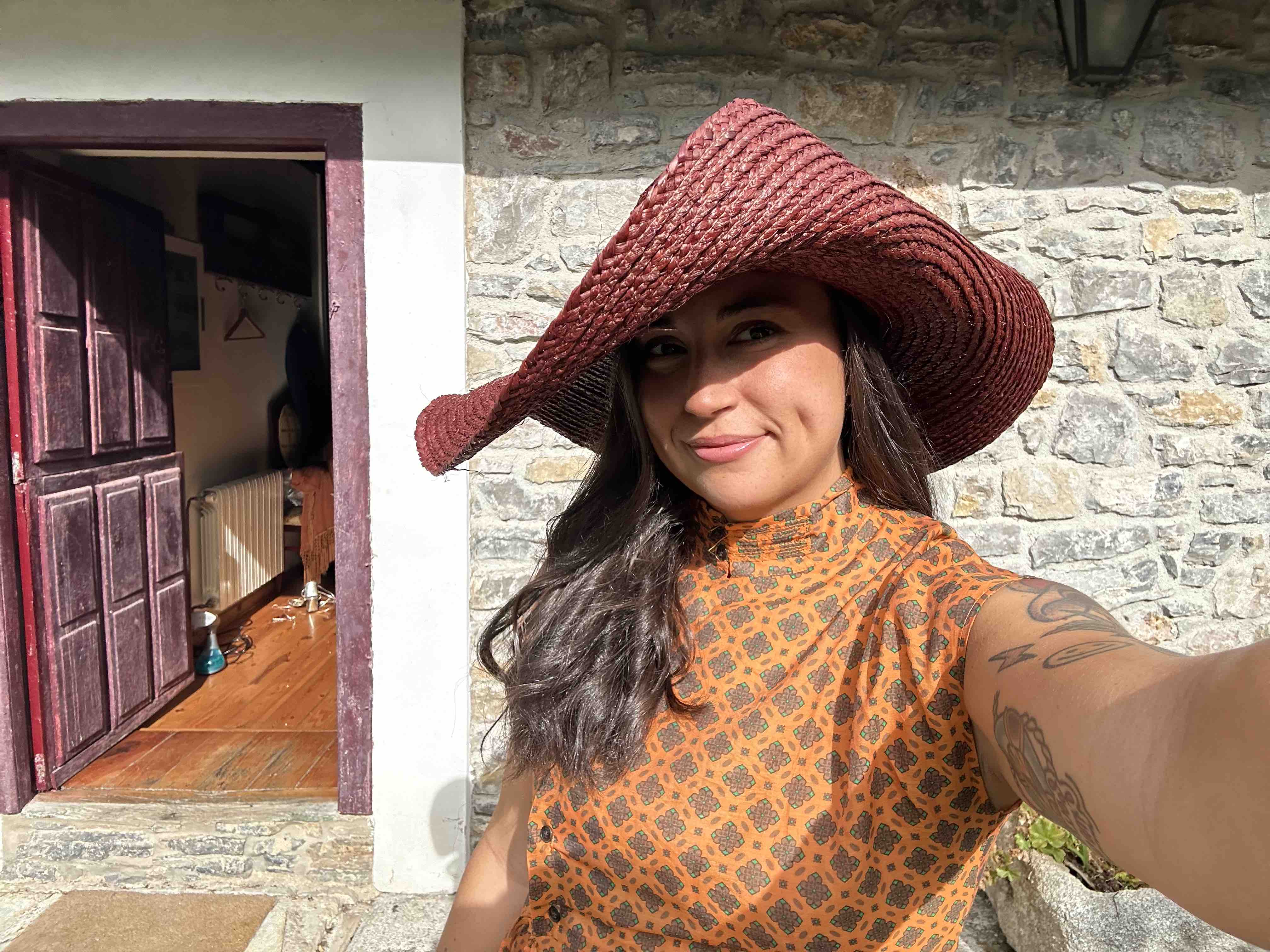 Tocado marrón, talla S, en alquiler — foto 1 de 2