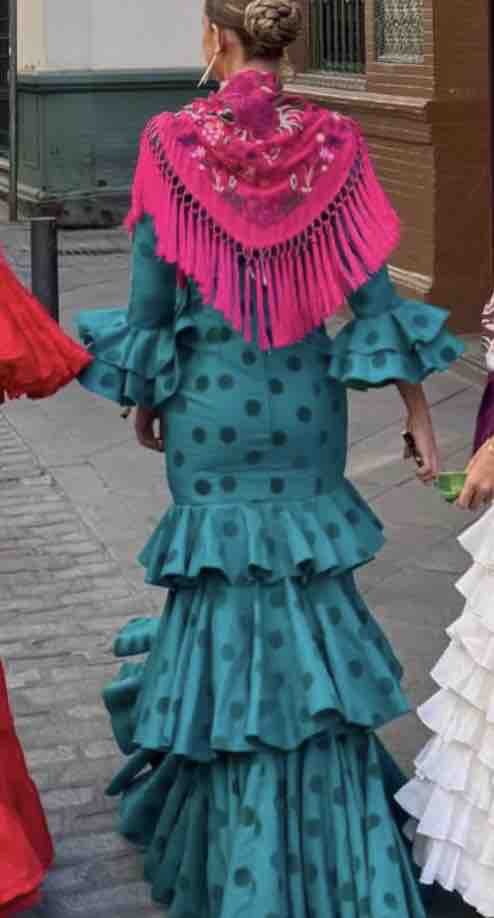Traje gitana Micaela Villa — foto 2 de 3