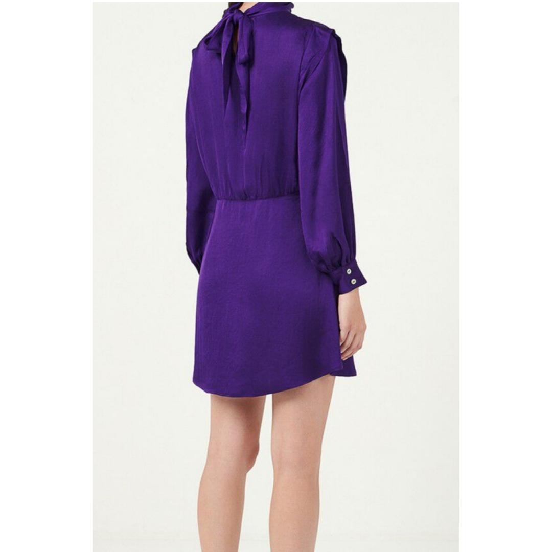 Vestido cocktail satén violeta American Vintage — foto 2 de 4