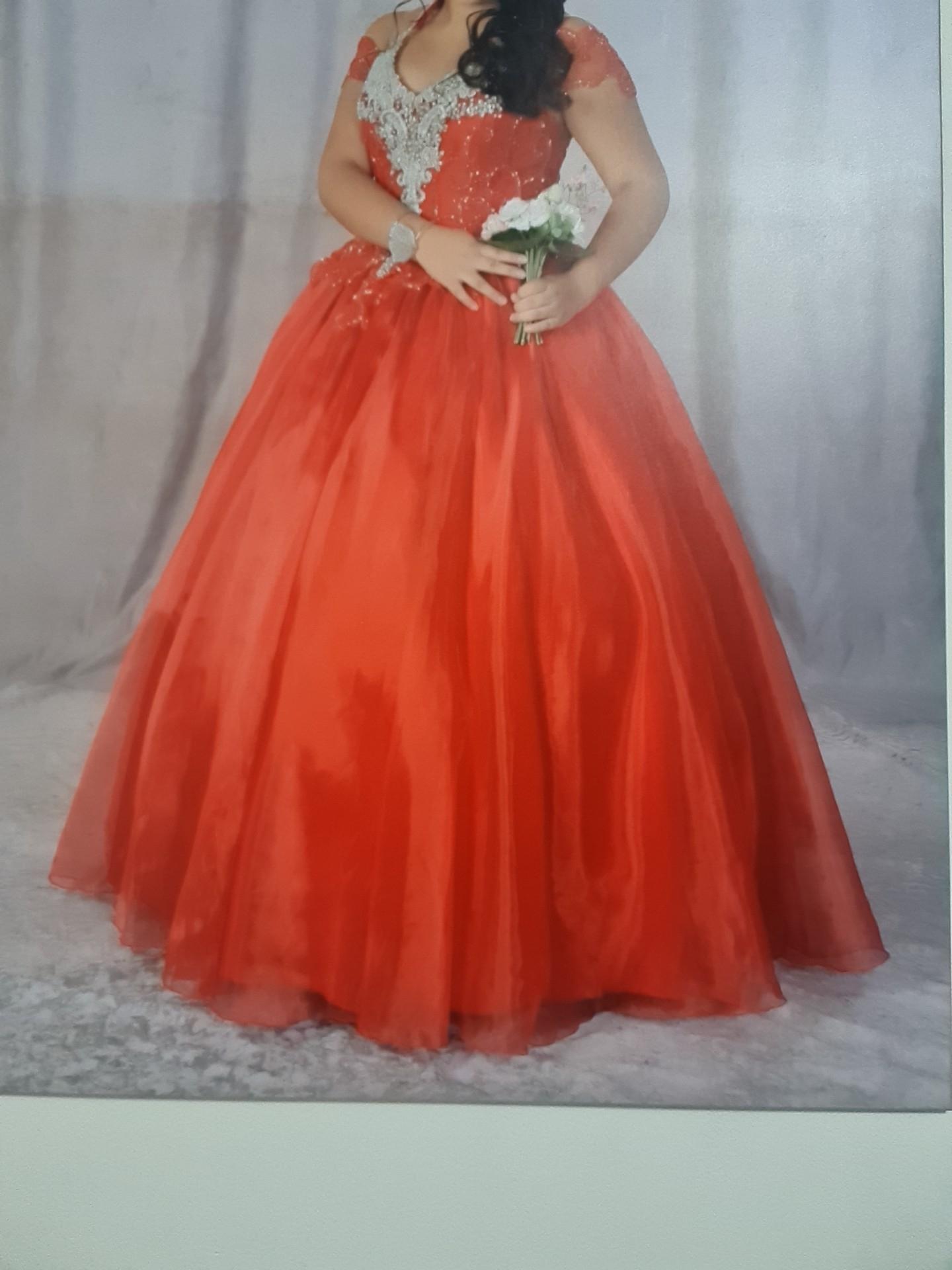 vestido de 15 años se alquila Wendy Ruiz