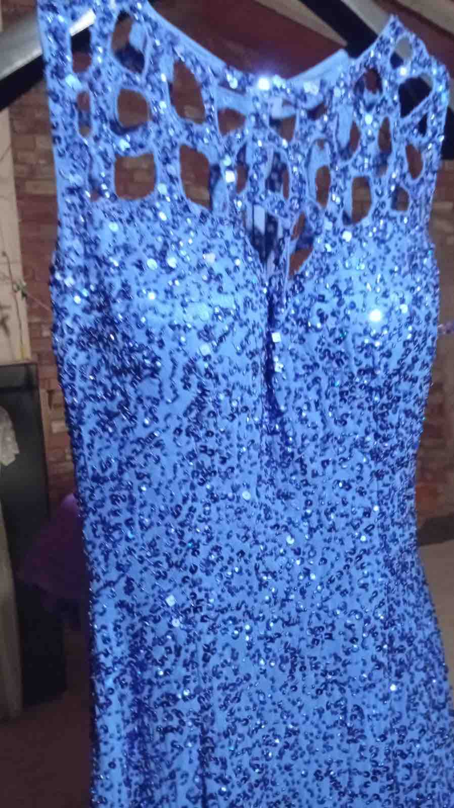 Vestido pedrería lentejuelas azul klein Carmen Horneros — foto 6 de 6