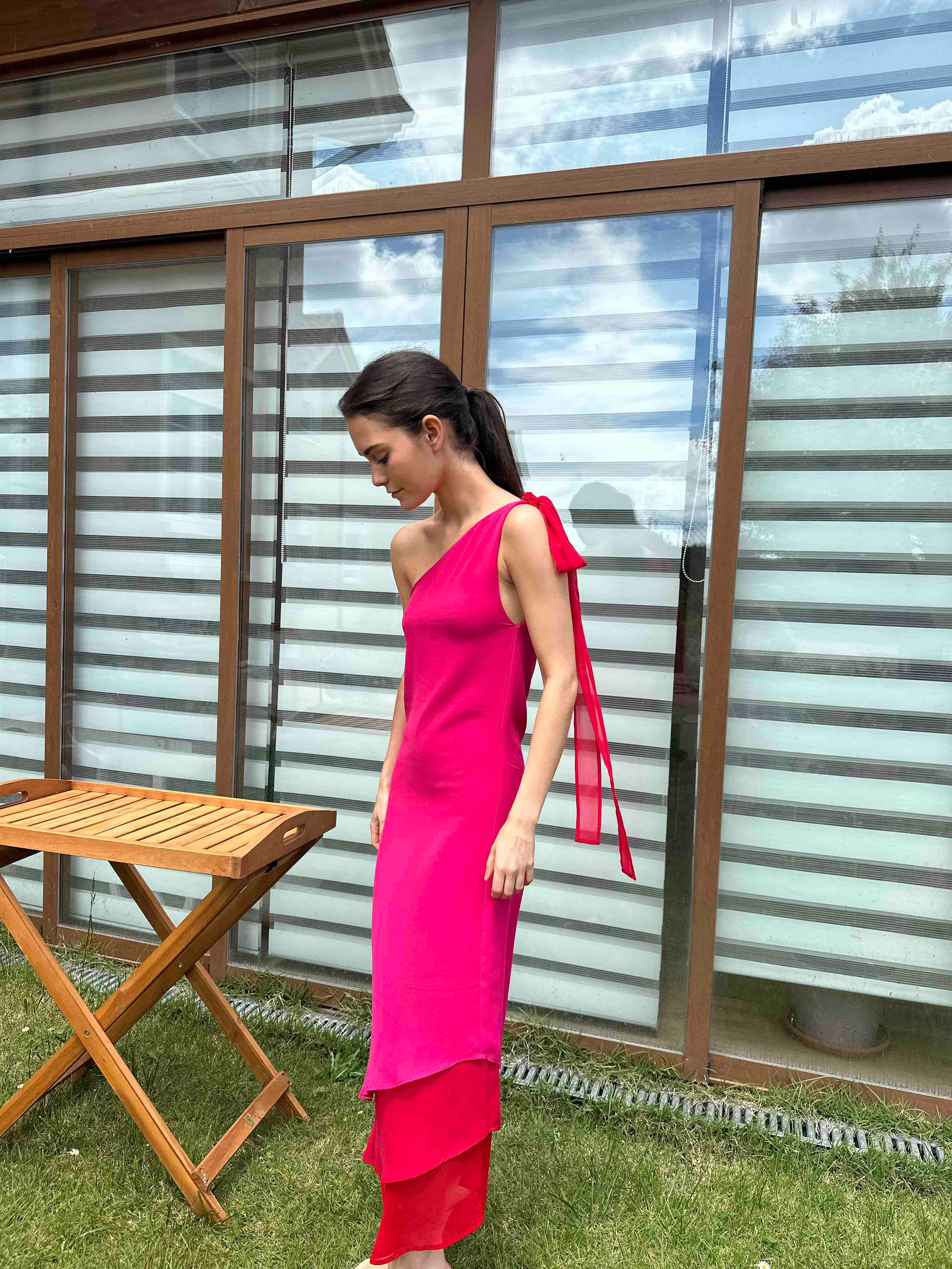 Vestido Noon asimétrico — foto 4 de 4