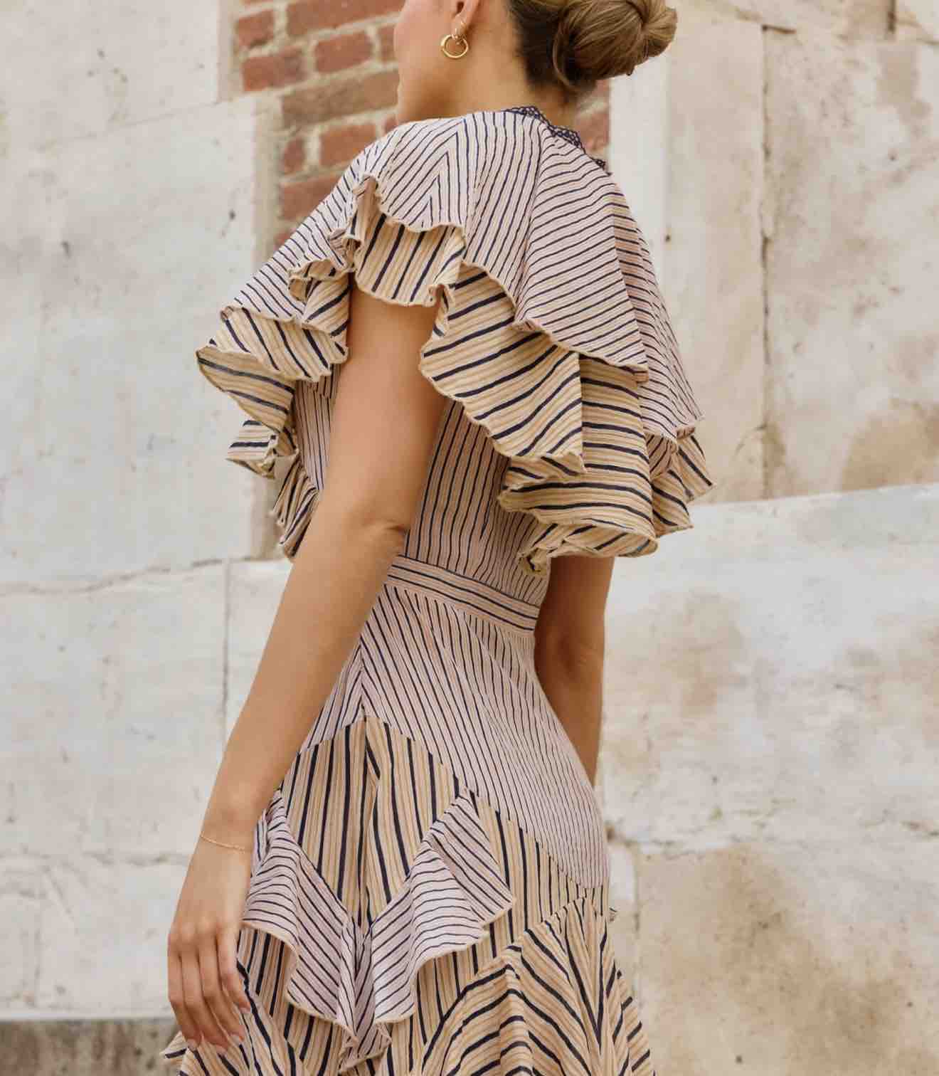 Vestido volantes Nesines Nesines collection — foto 3 de 6