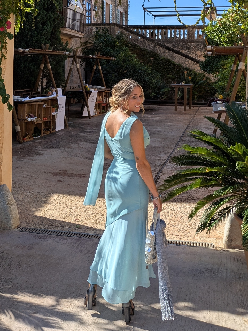vestido azul turquesa Lady Pipa — foto 2 de 3