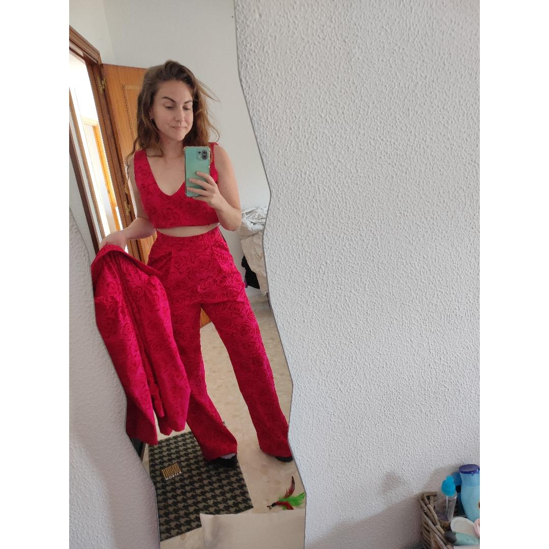 Traje Mercedes Rocio Osorno — foto 3 de 3