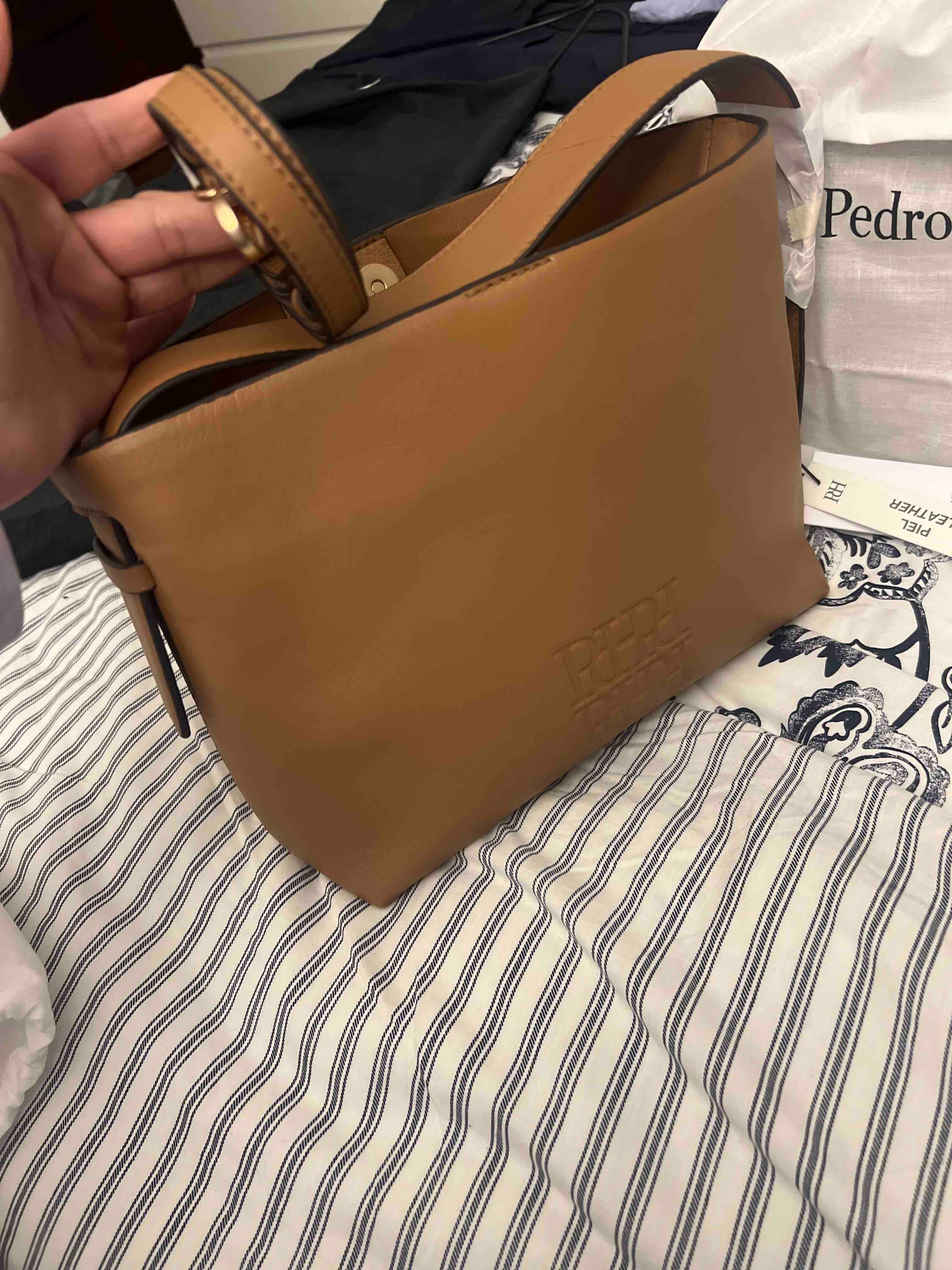 Bolso pedro del hierro piel camel — foto 6 de 6