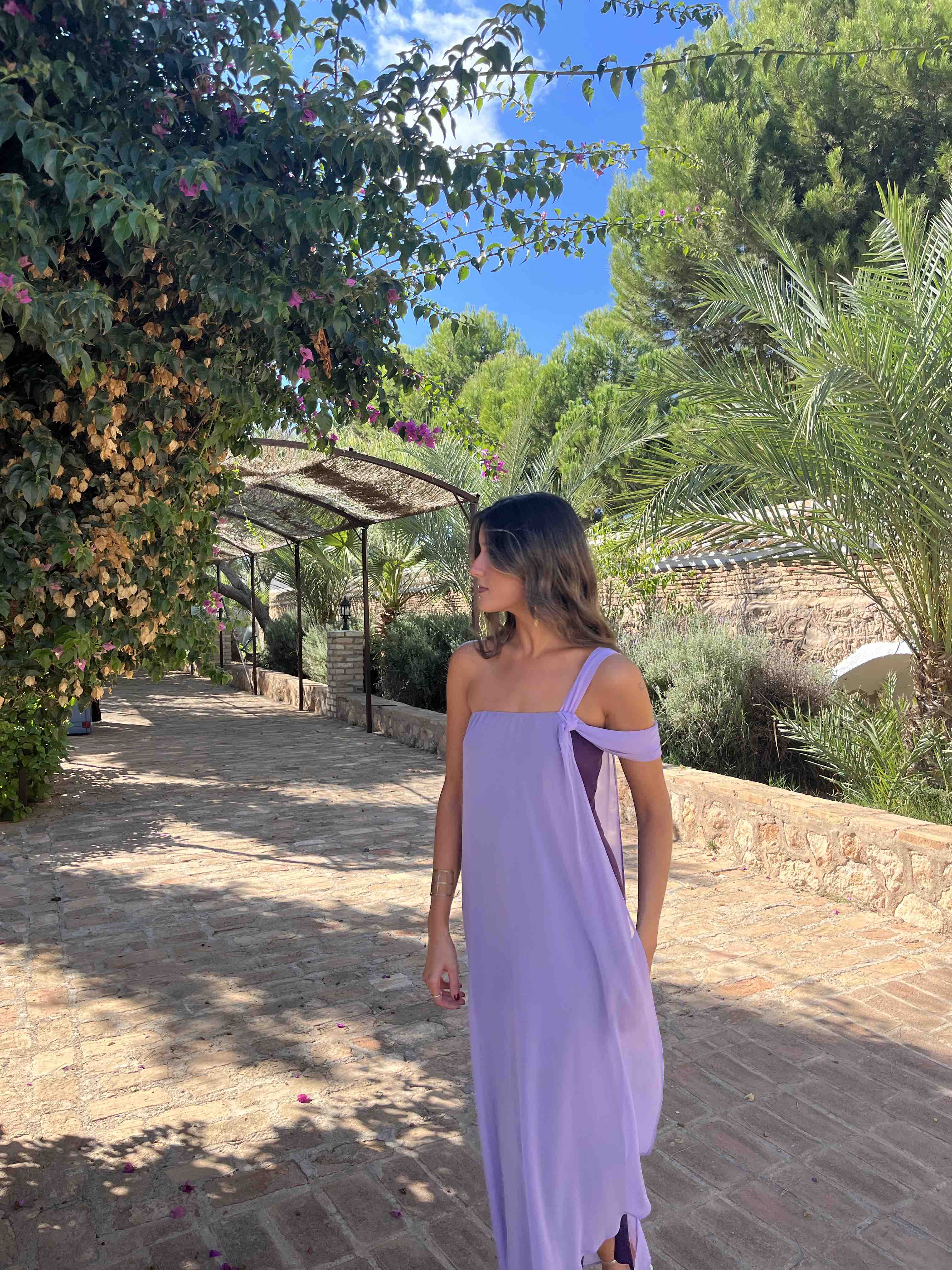 Vestido The-Are The Are — foto 1 de 3
