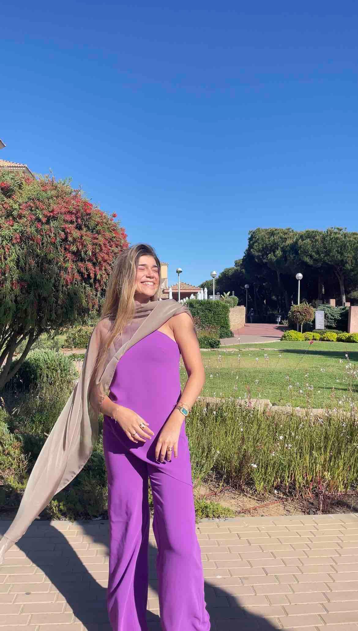 Conjunto morado The Are — foto 3 de 4