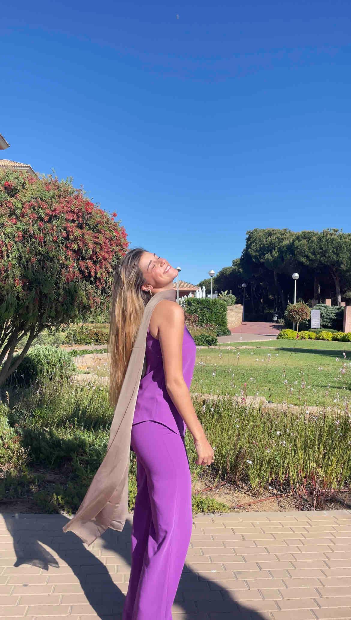 Conjunto morado The Are — foto 4 de 4