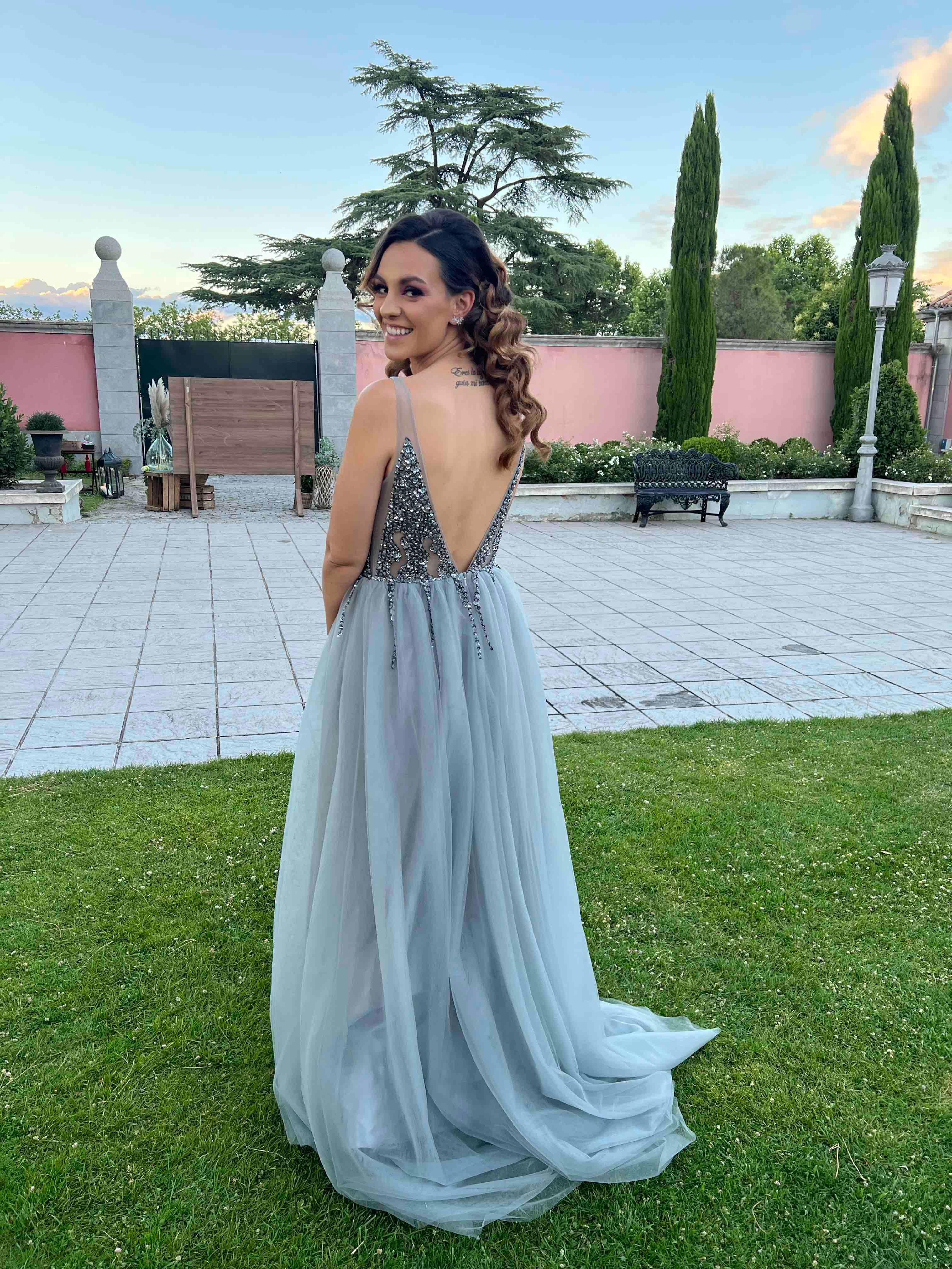 Vestido largo gris — foto 1 de 2