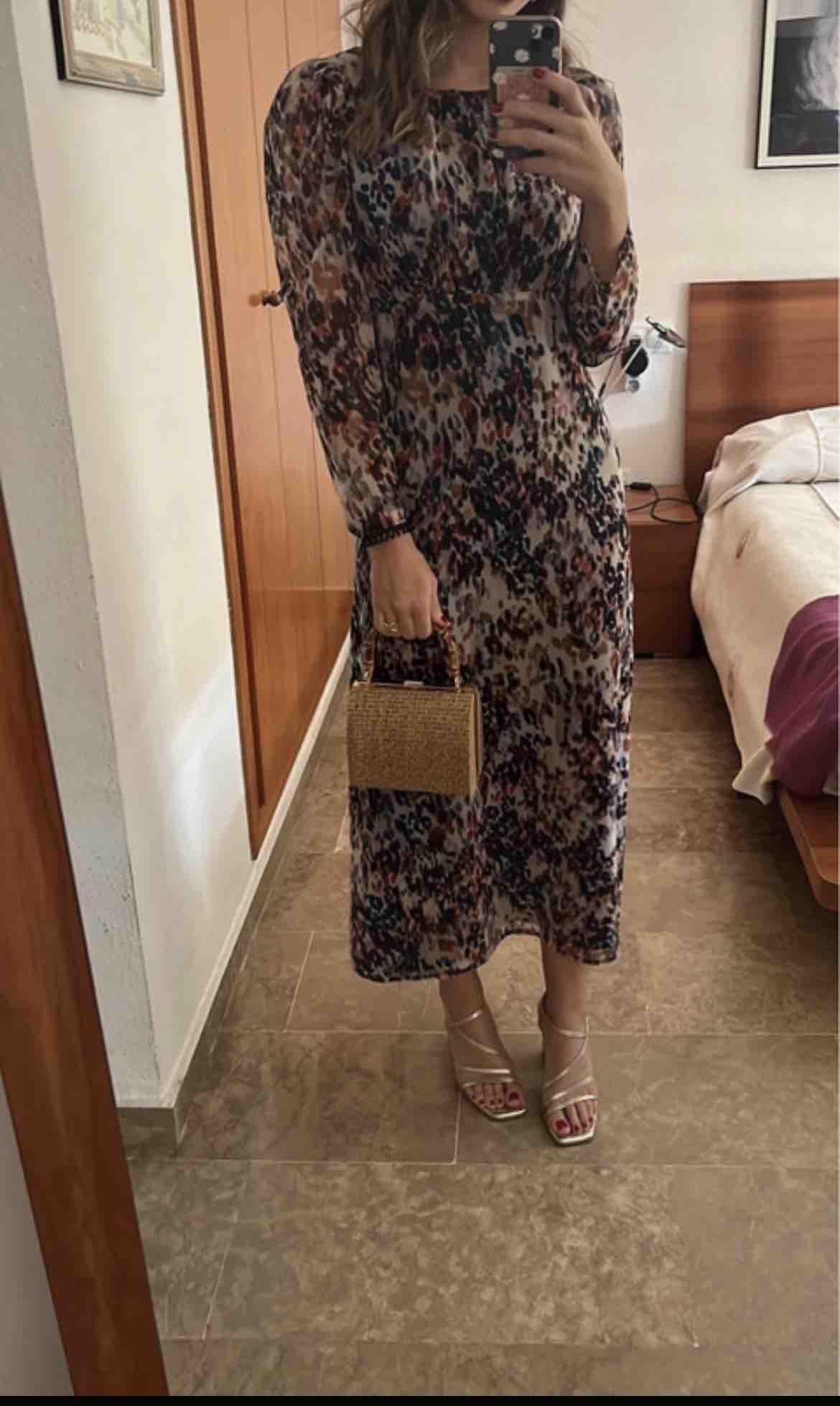 Vestido The Are — foto 1 de 6
