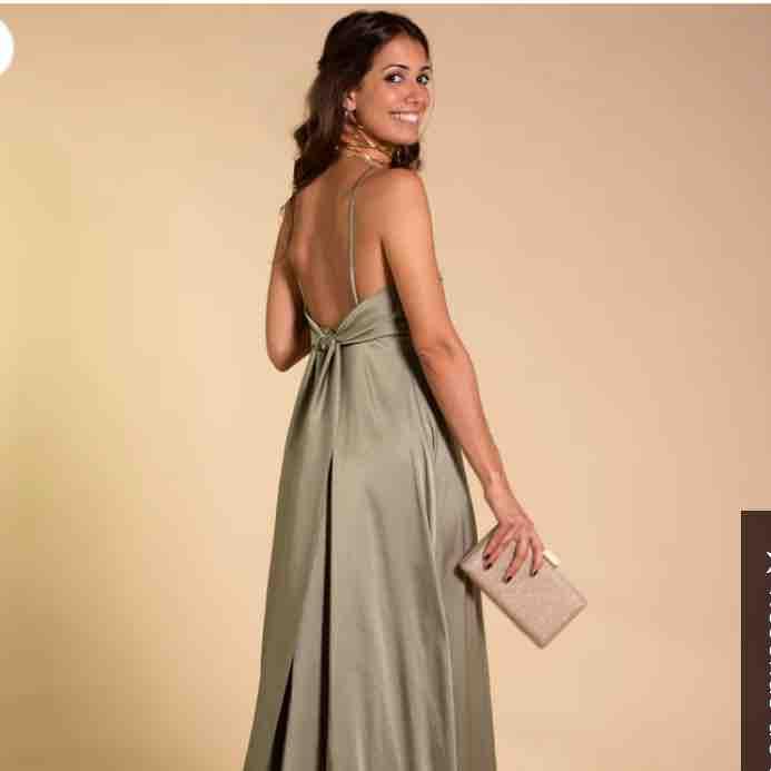 Vestido invitada The Are — foto 2 de 4