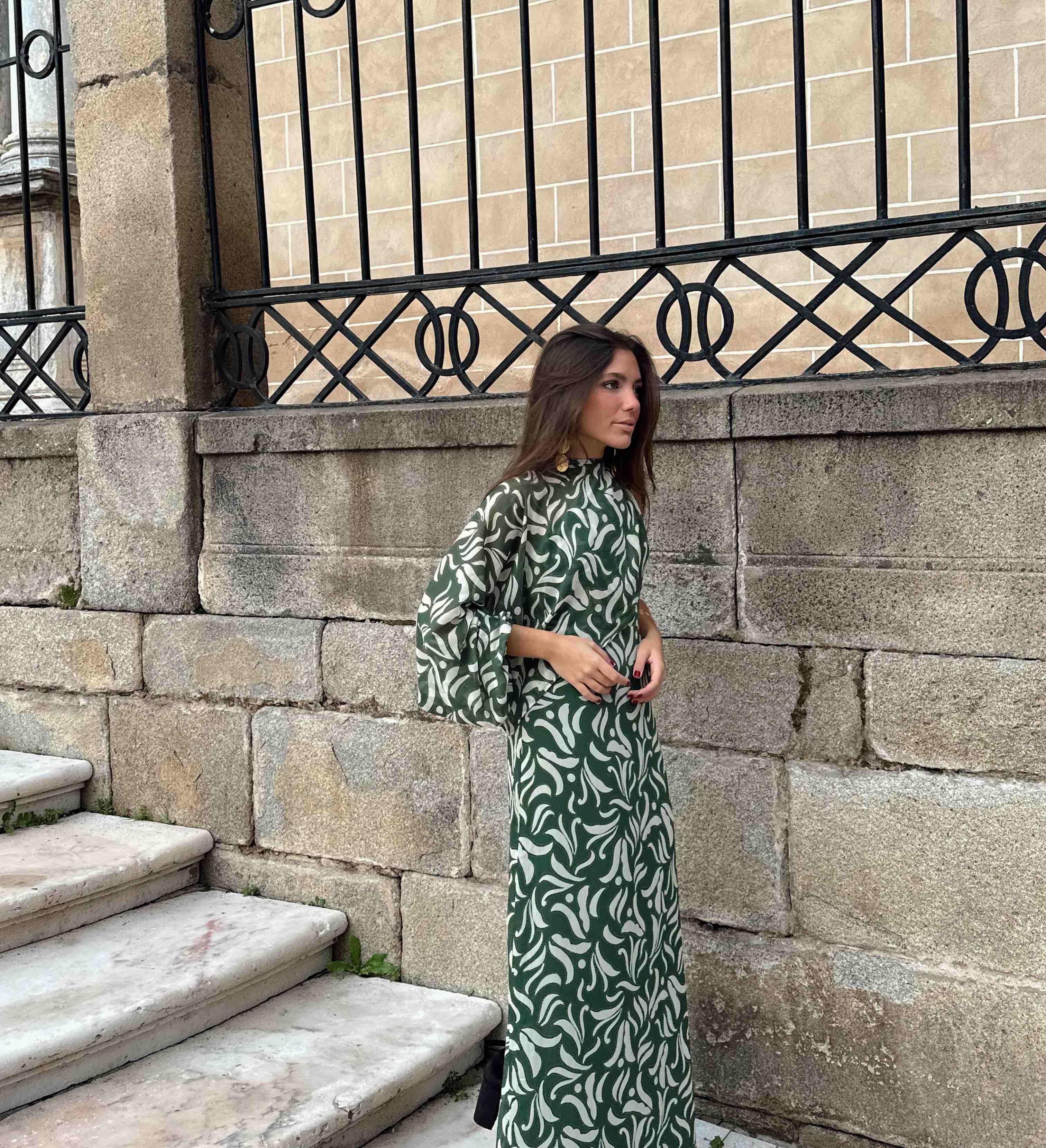 Vestido Evento Baymo — foto 1 de 4