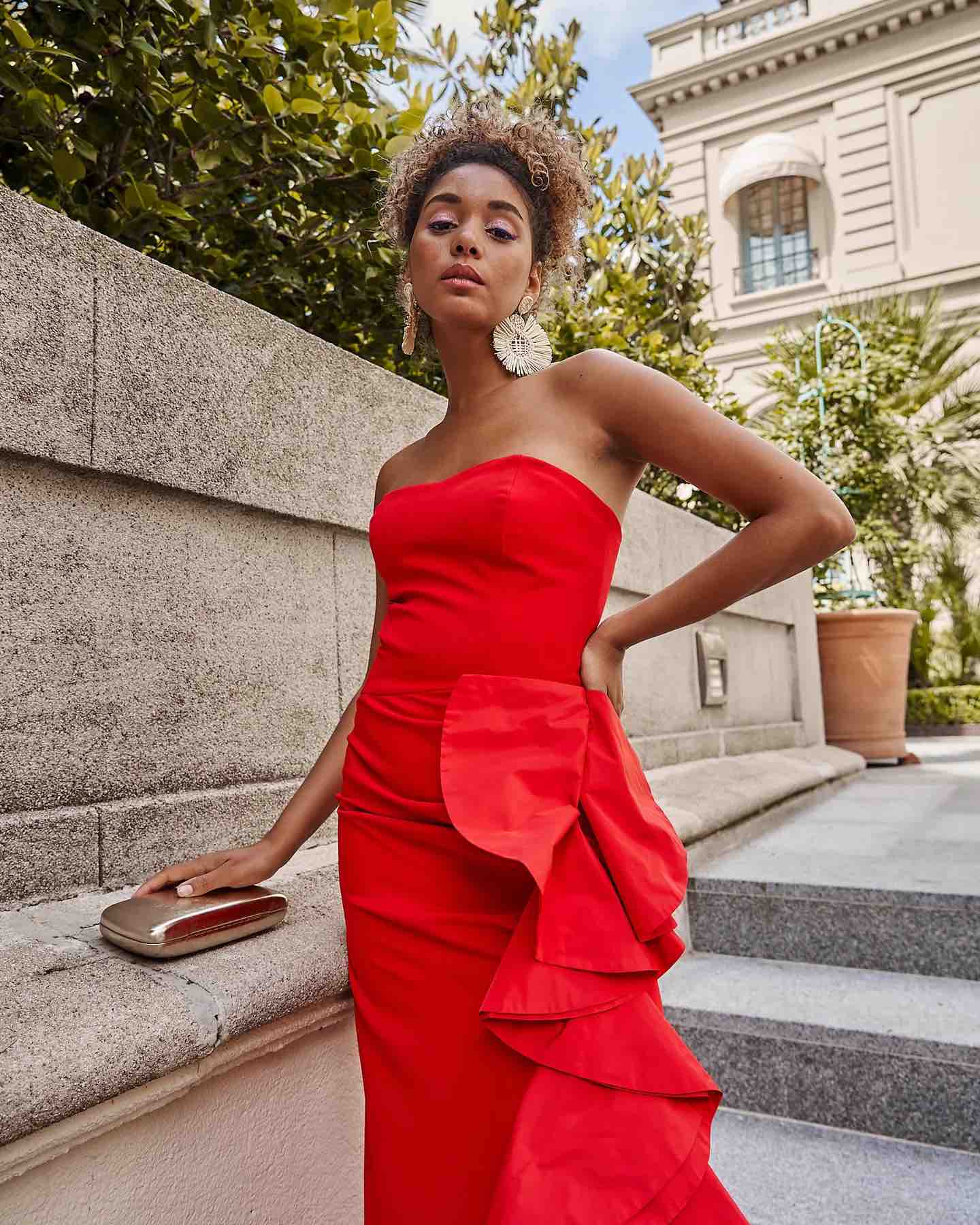 Vestido de noche rojo miphai — foto 3 de 3