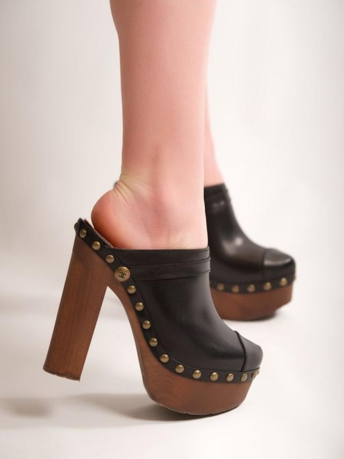 Zuecos Chanel — foto 3 de 5