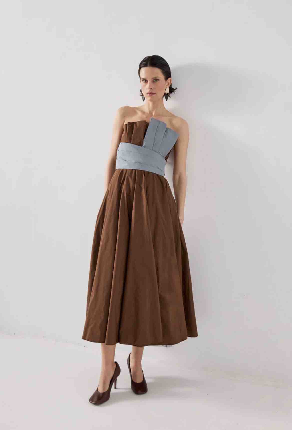 Vestido marrón y azul Vogana — foto 2 de 3
