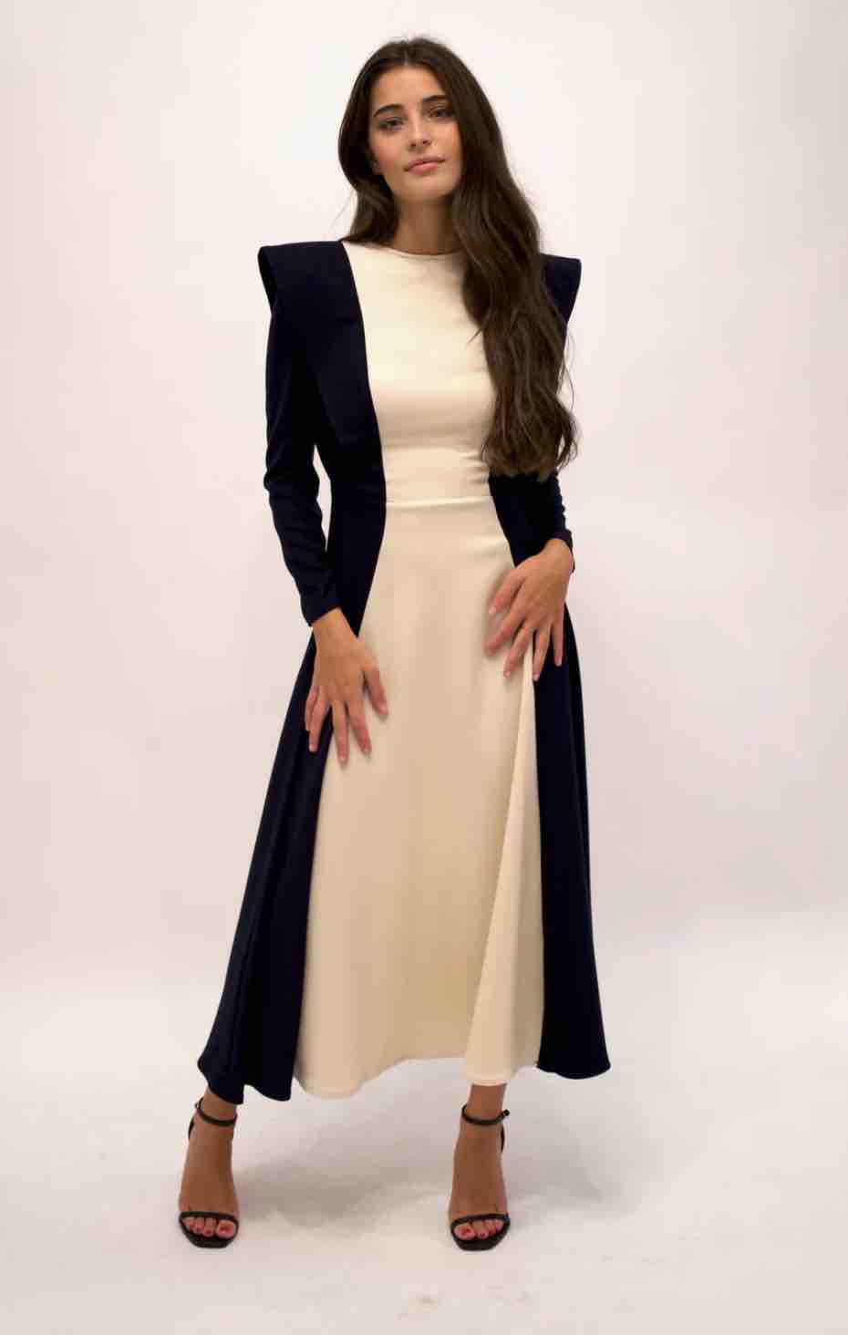 Elegante vestido marino IQ The IQ Collection — foto 4 de 4