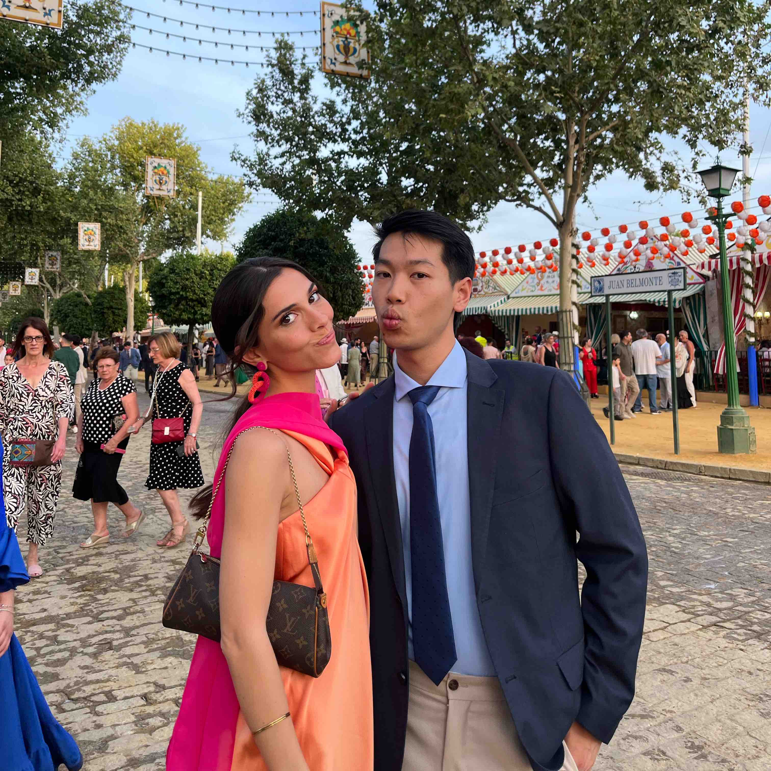 Vestido de invitada de boda seda — foto 1 de 6