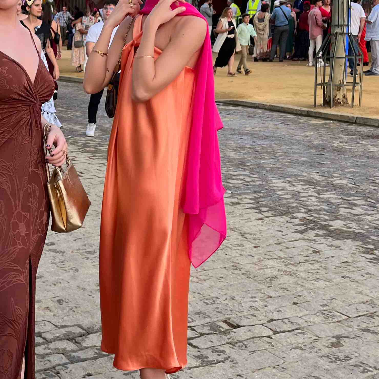Vestido de invitada de boda seda — foto 3 de 6