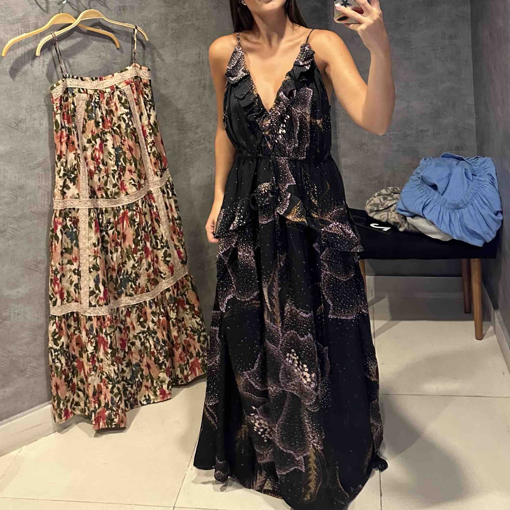Vestido largo con detalles florales Farm Rio