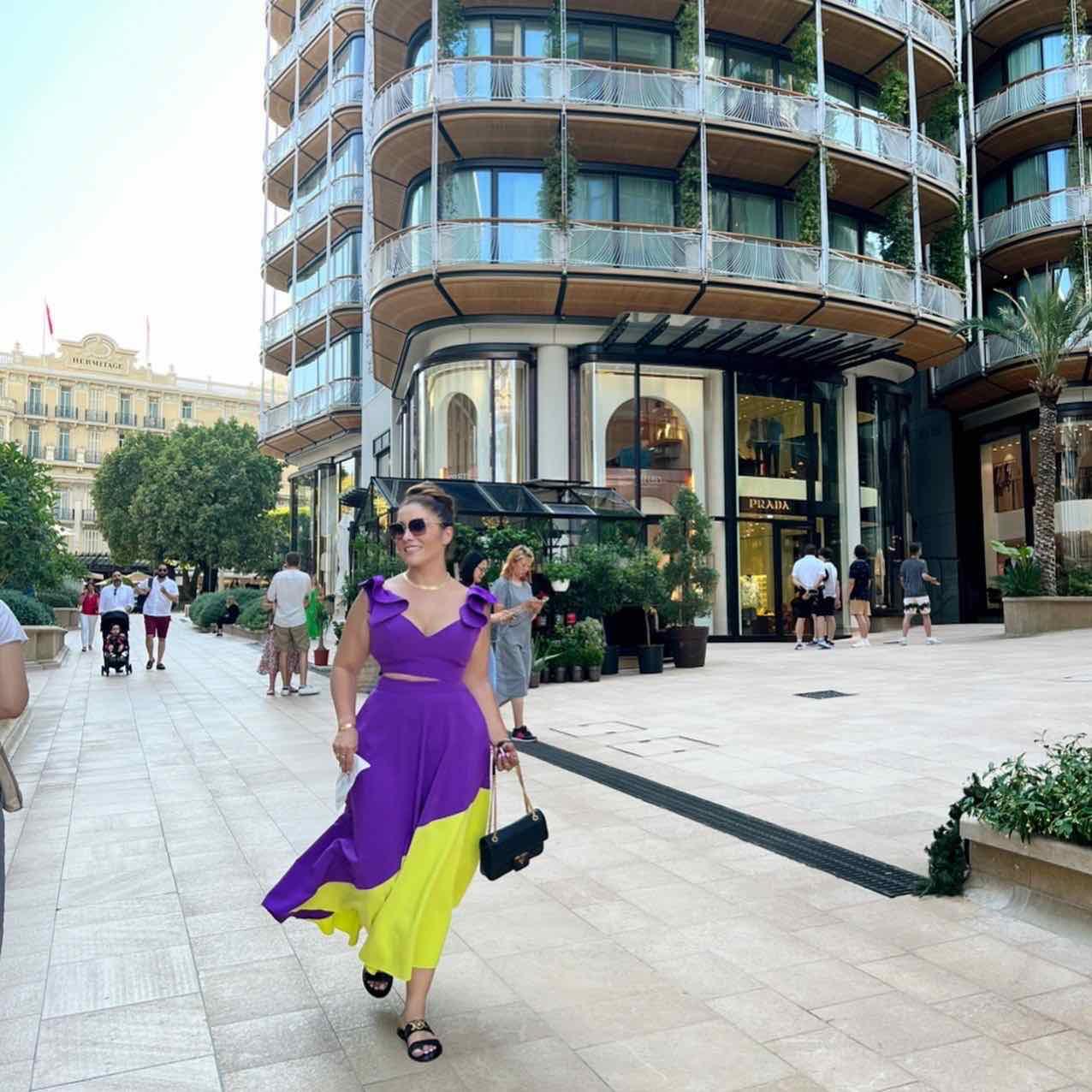 Vestido Juan Bernal — foto 1 de 2