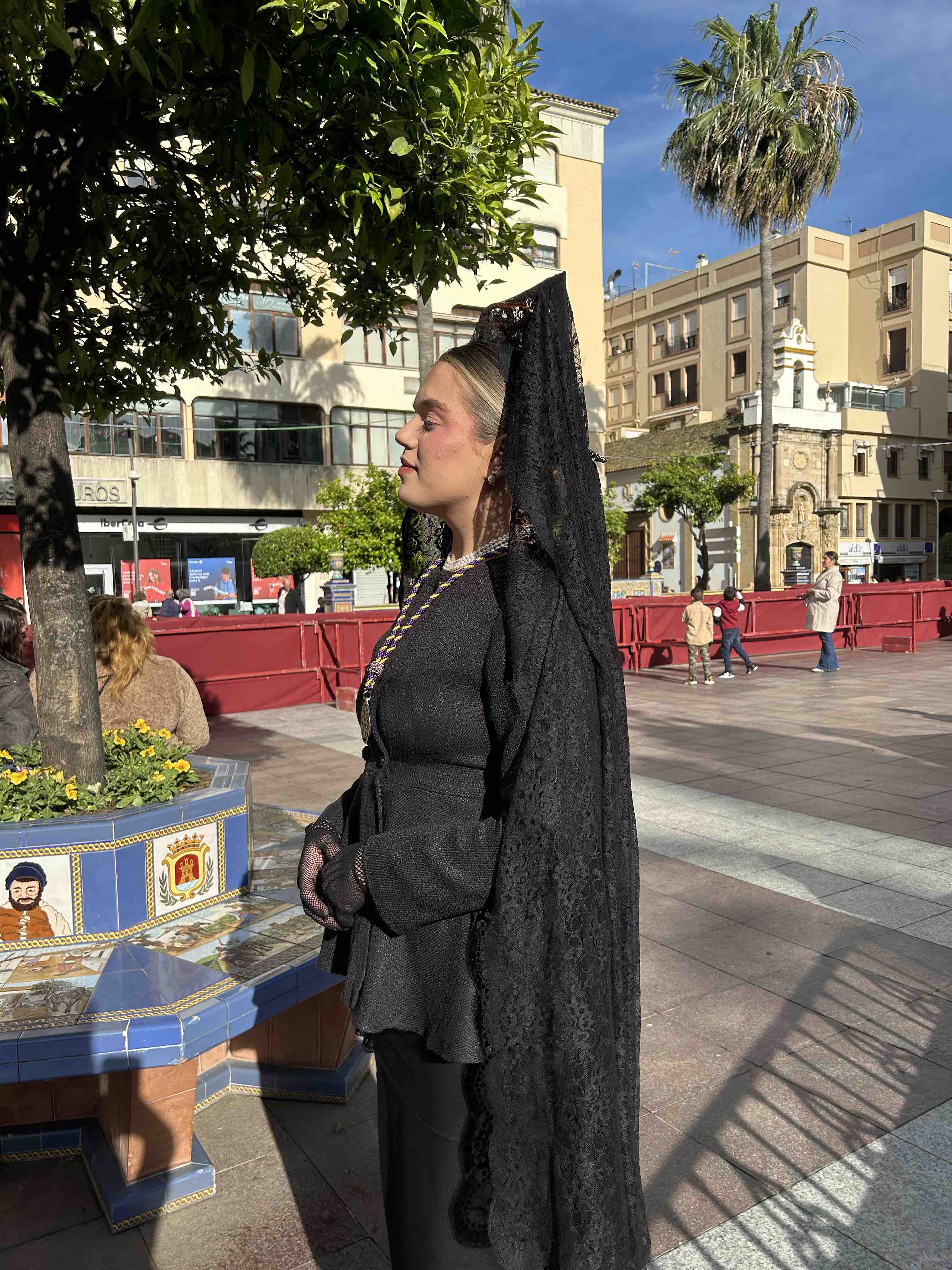 Mantilla Negra — foto 1 de 5