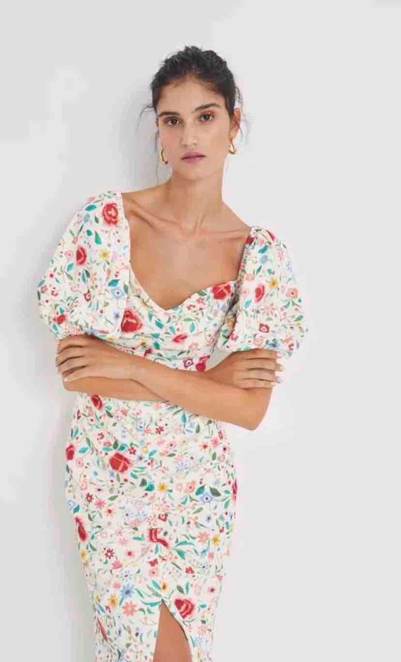 Vestido blanco mantón de flores Mioh S — foto 4 de 4