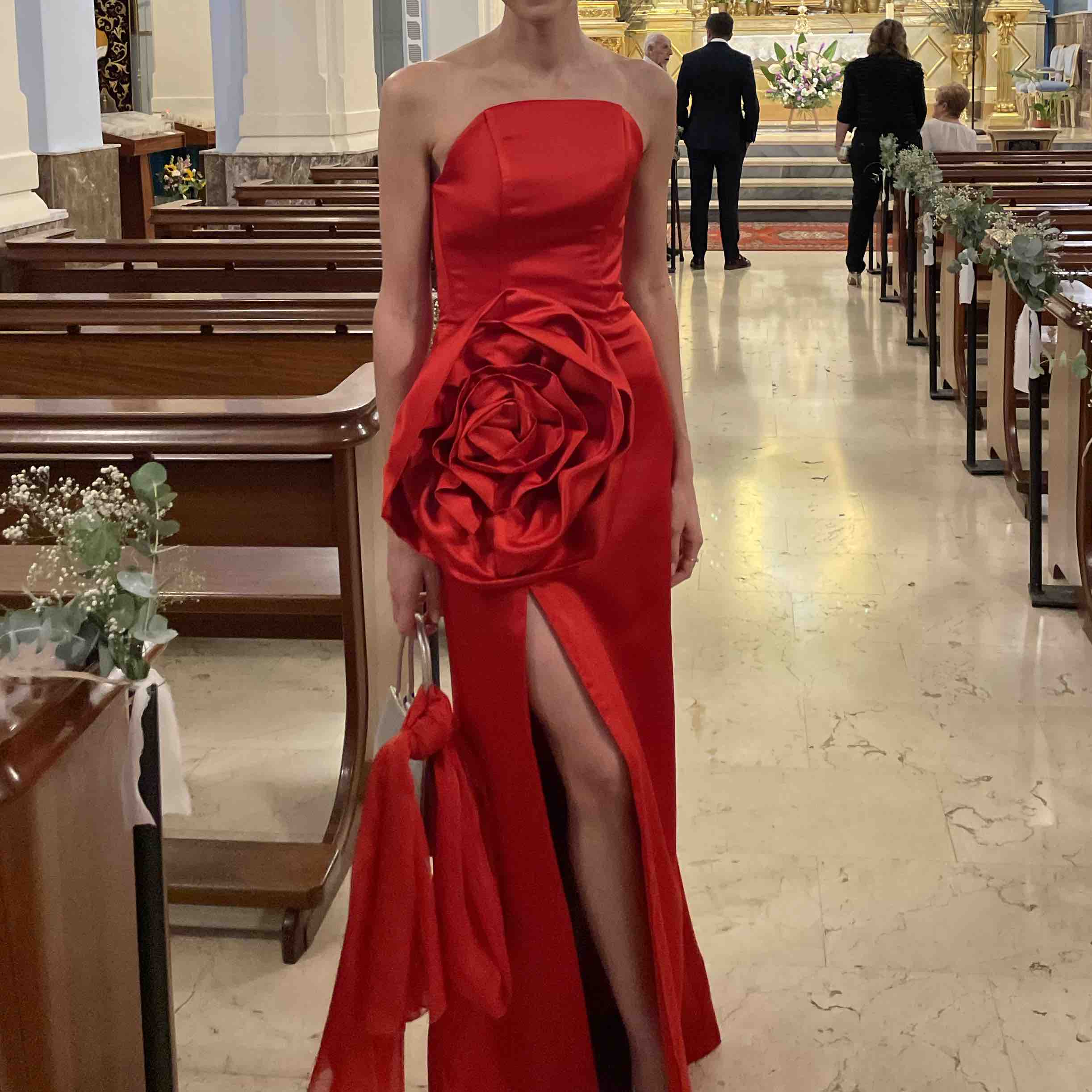 Vestido diseñadora — foto 1 de 2