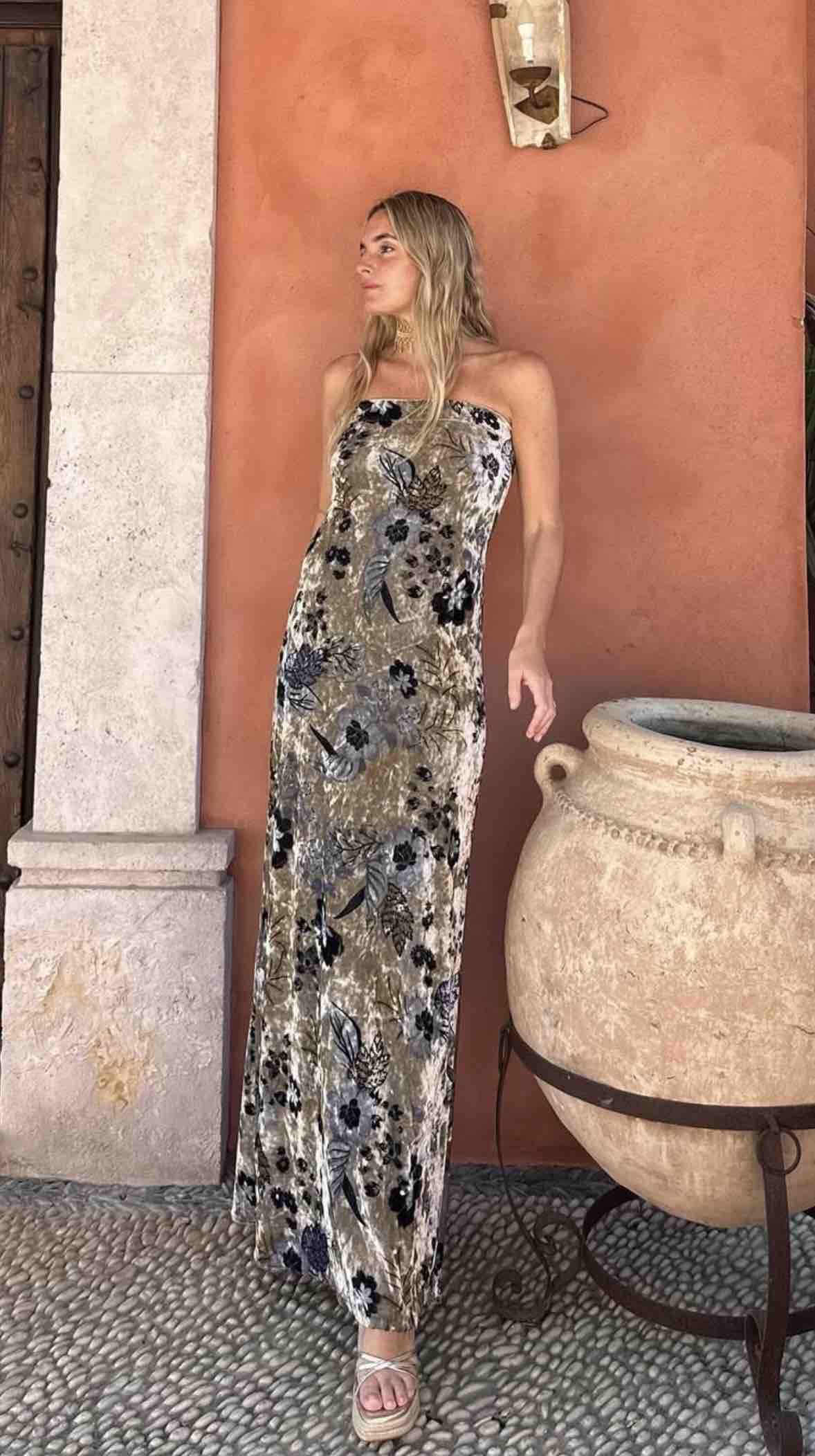Vestido de boda o fiesta Titina Villegas — foto 3 de 4