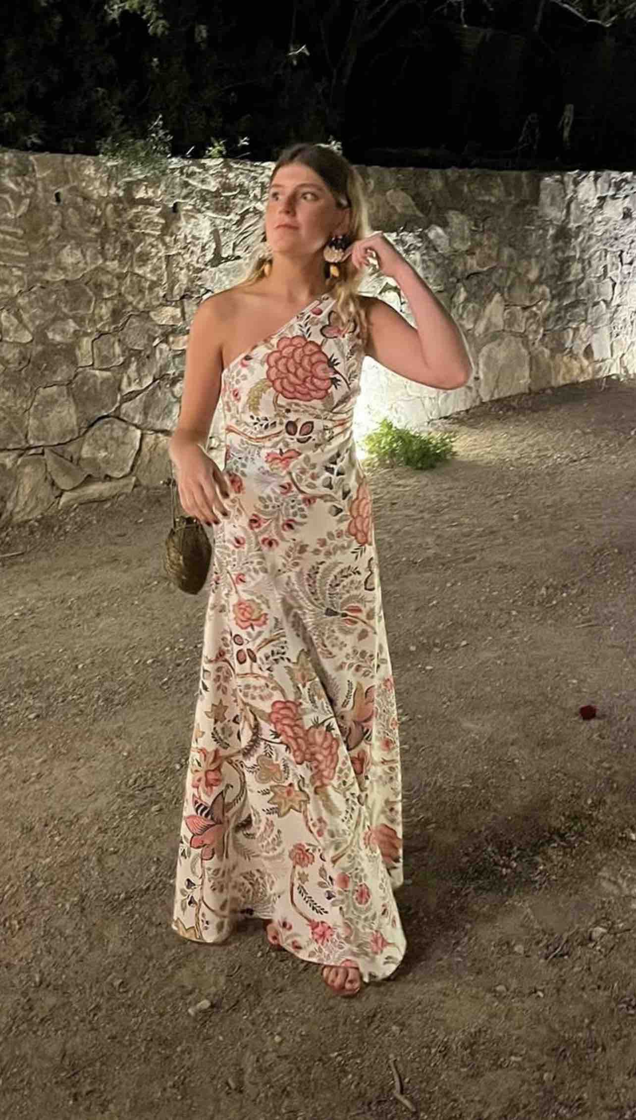 Vestido invitada flores By Silda — foto 1 de 3