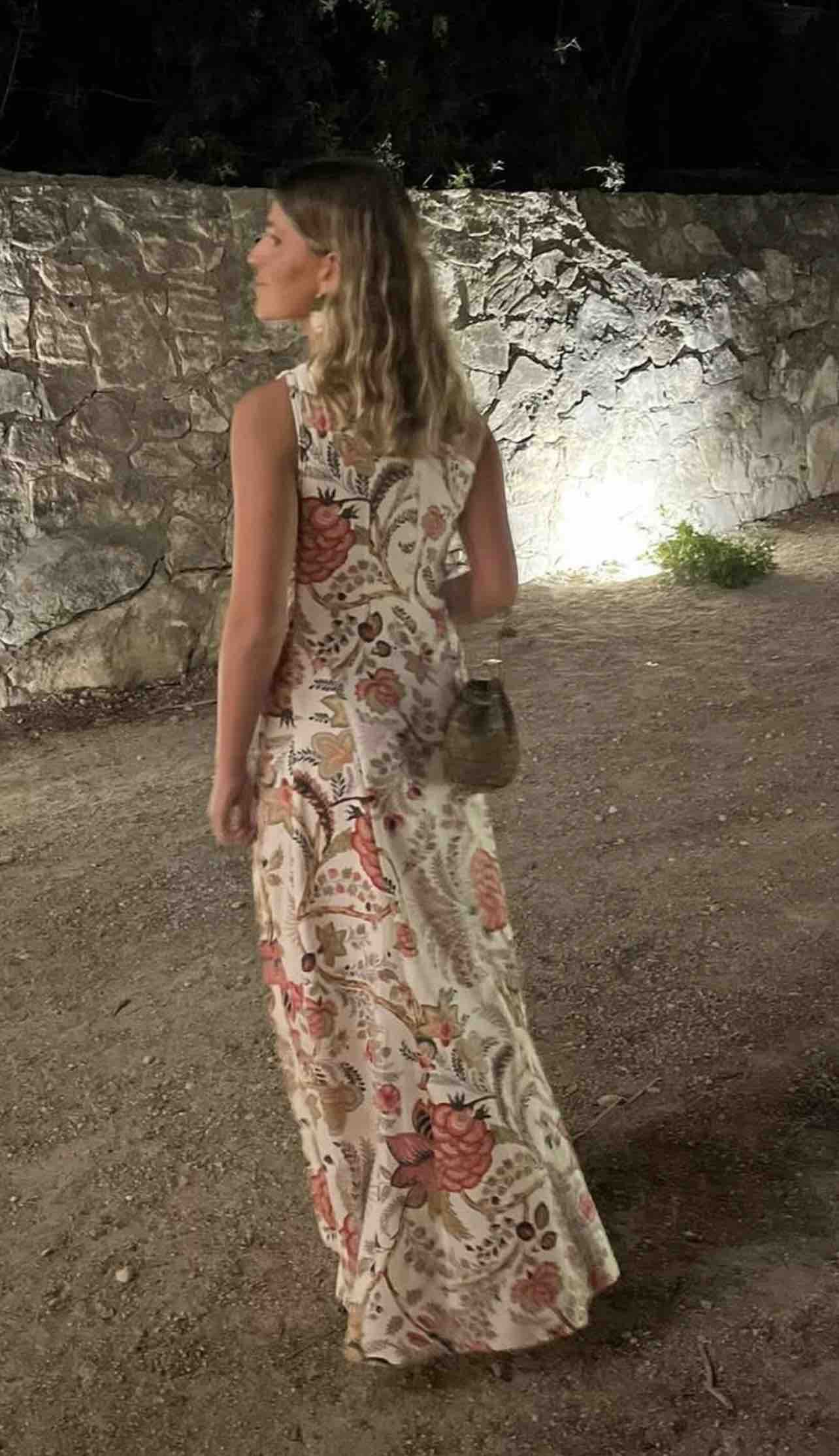 Vestido invitada flores By Silda — foto 2 de 3
