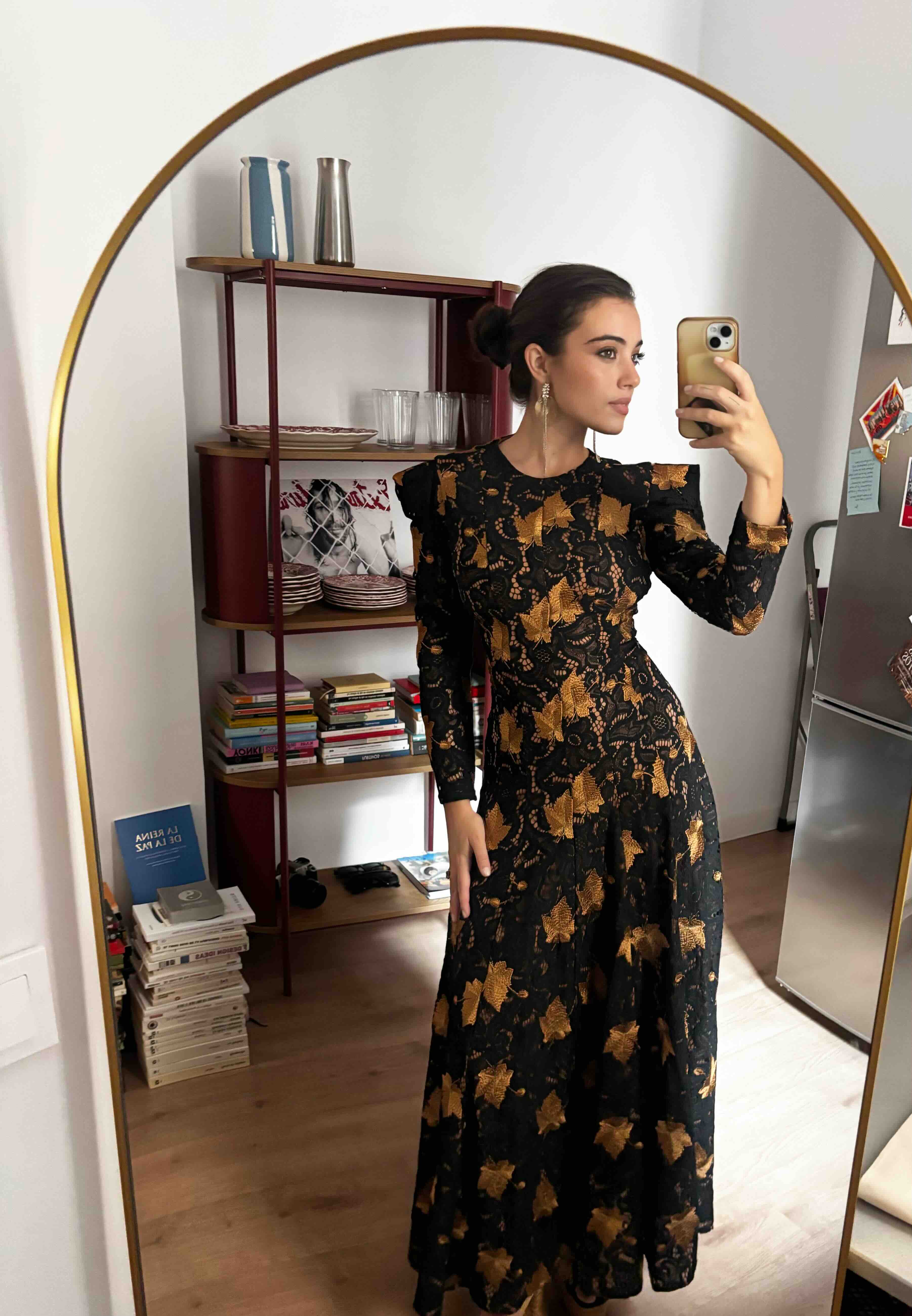 Vestido espectacular IQ COLLECTION The IQ Collection — foto 1 de 4