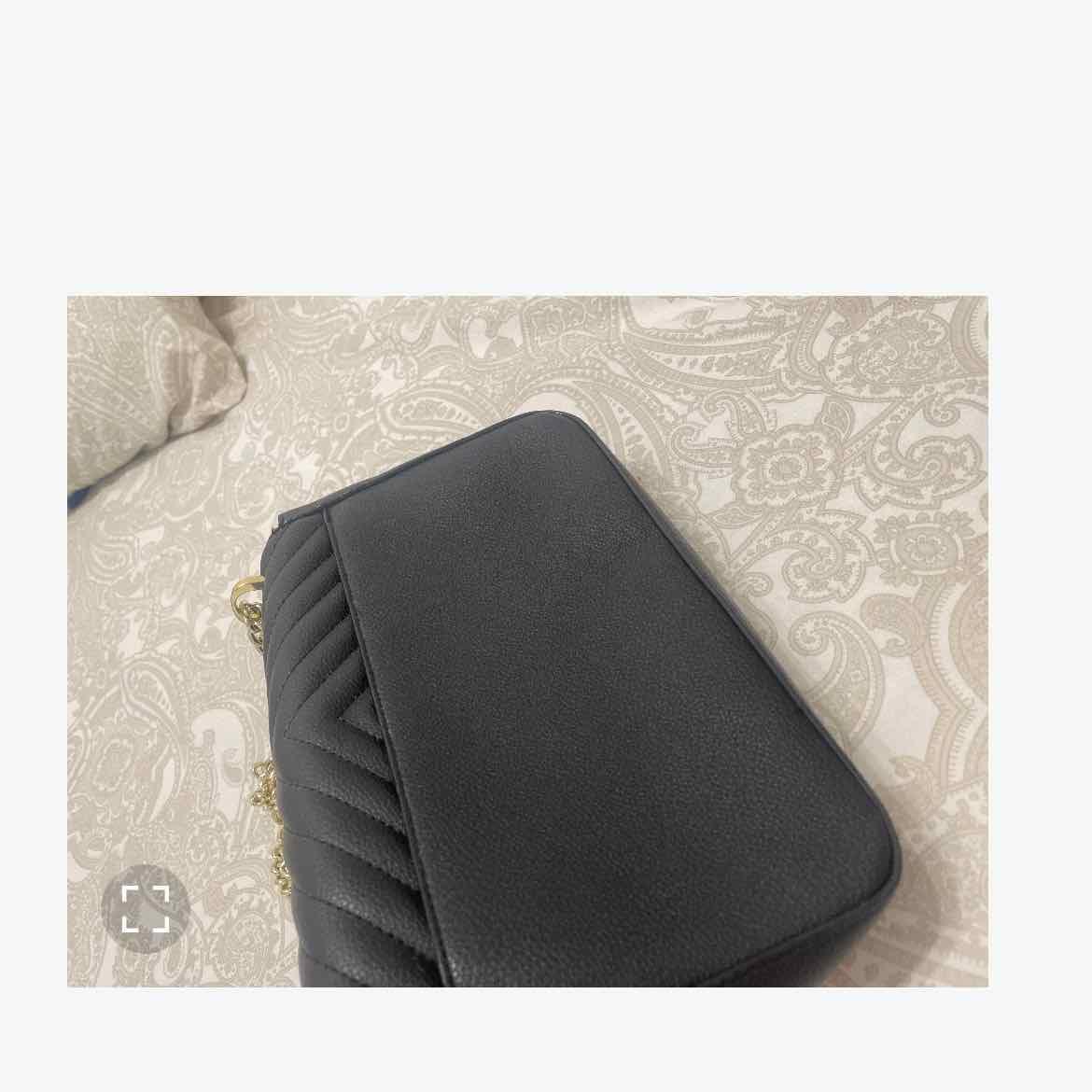 Bolso negro y dorado Victoria Secret Victorias Secret — foto 4 de 5
