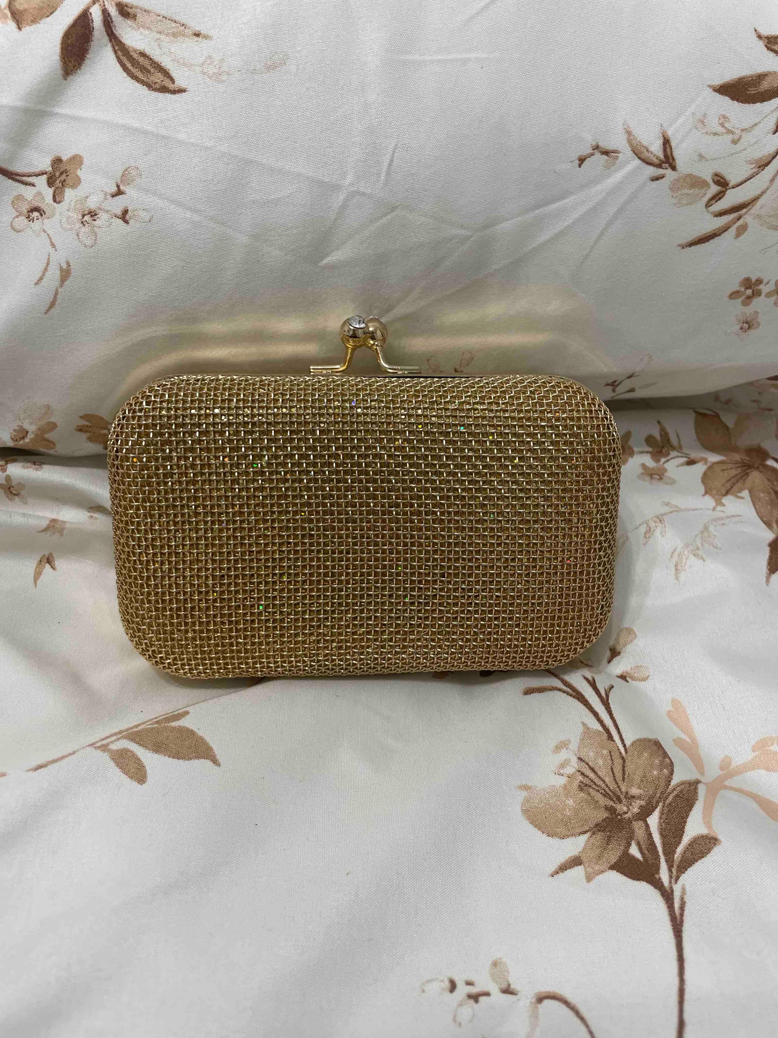 Bolso dorado Mercado ibiza — foto 1 de 6