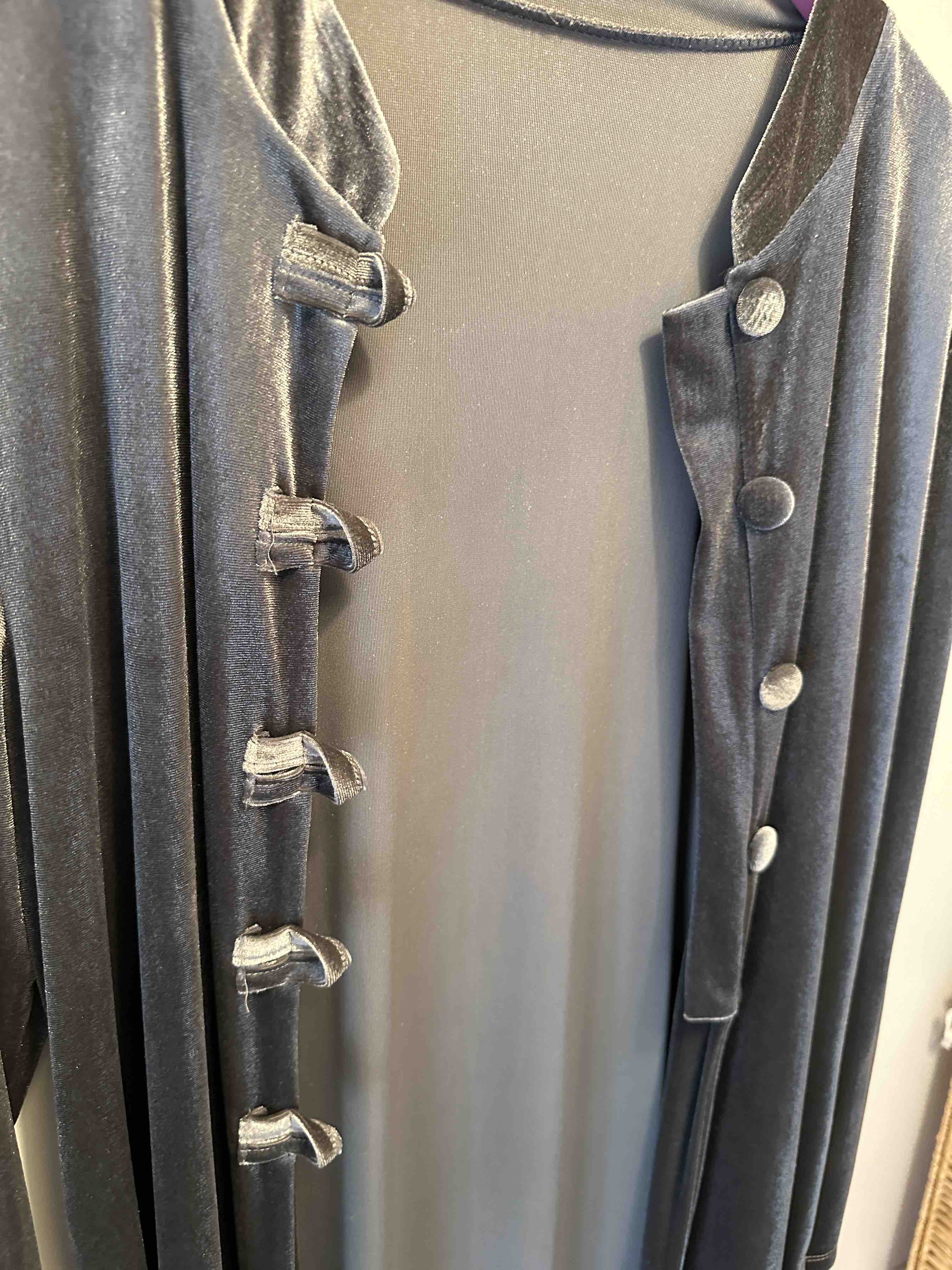 Capa gris terciopelo — foto 2 de 5
