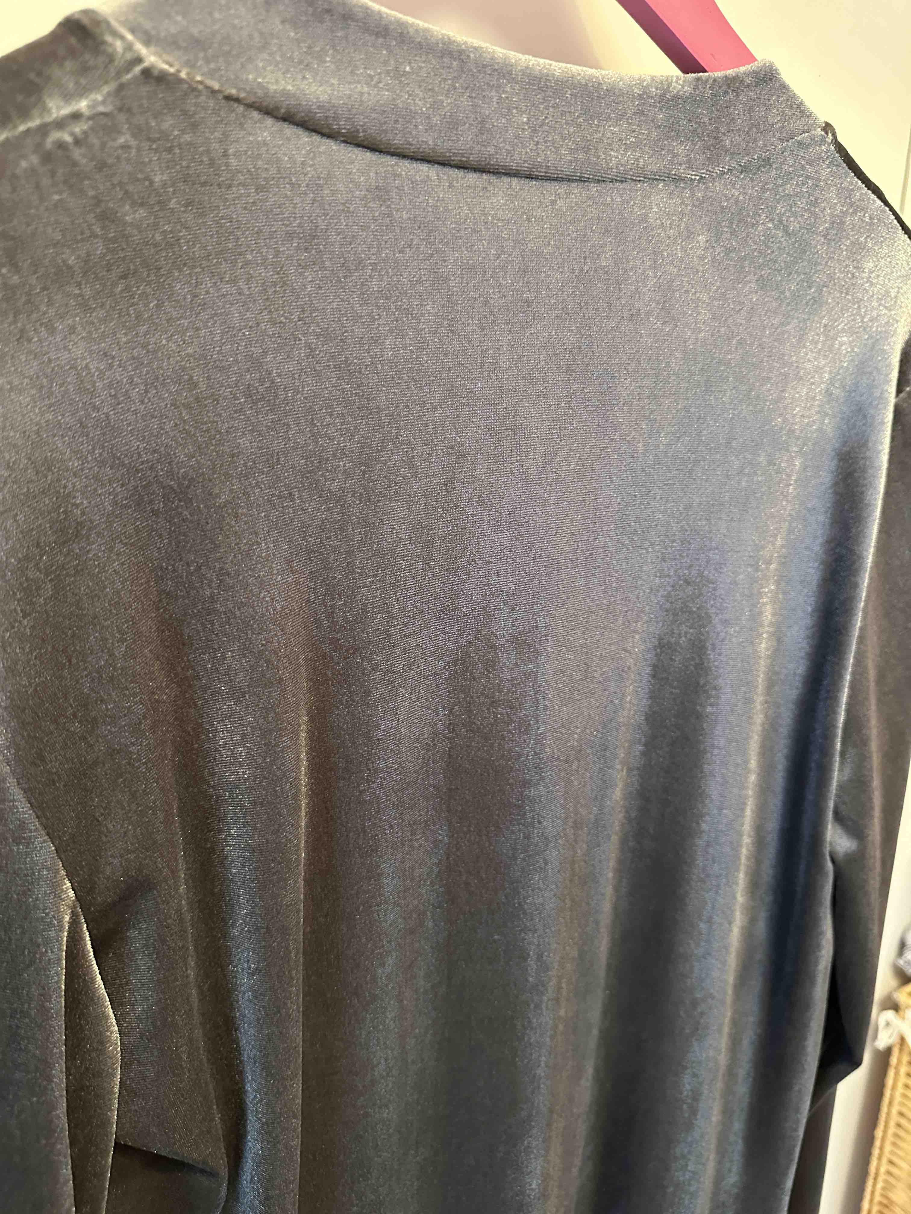 Capa gris terciopelo — foto 5 de 5