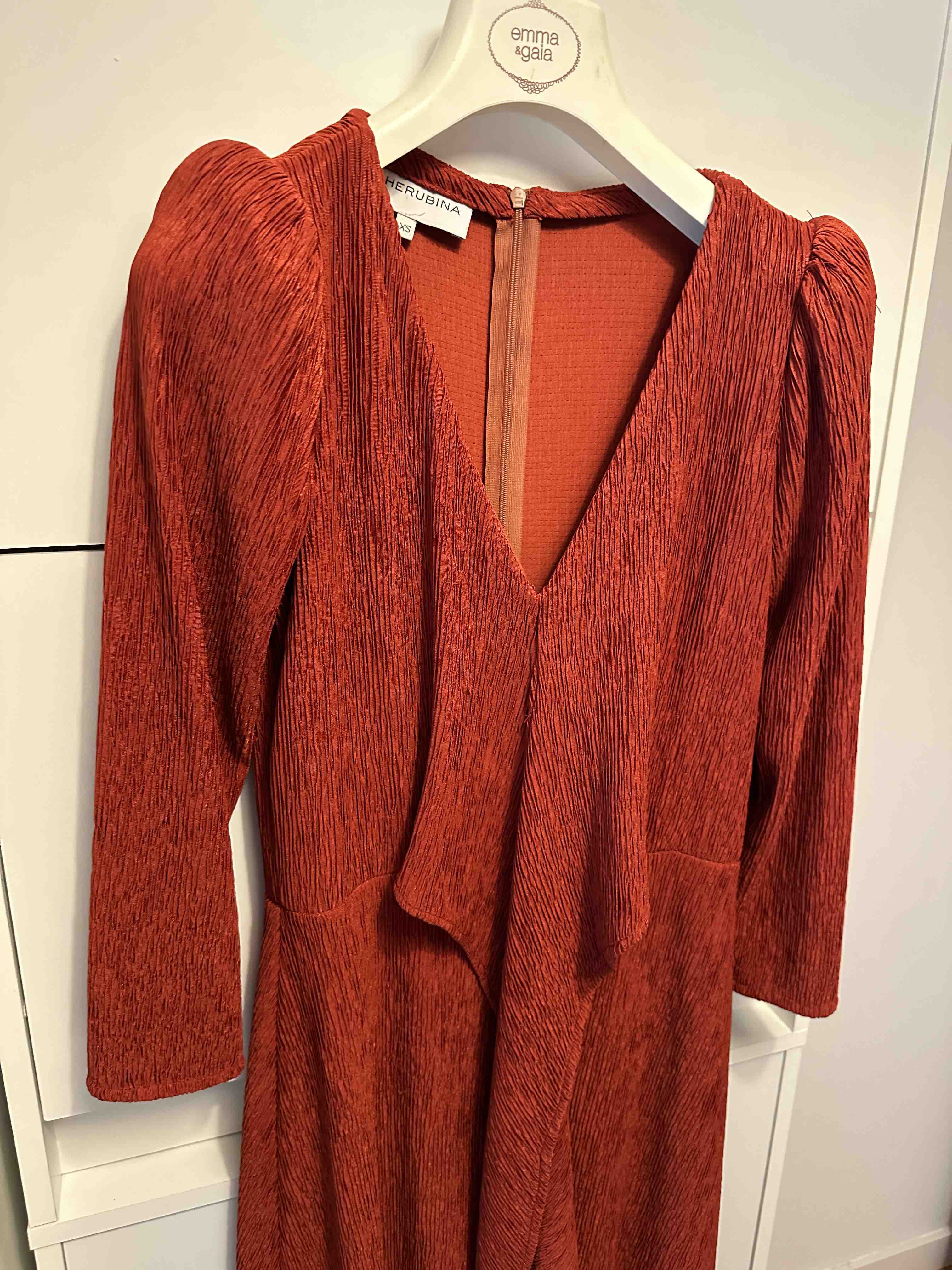 Vestido Cherubina tono teja talla XS — foto 4 de 6
