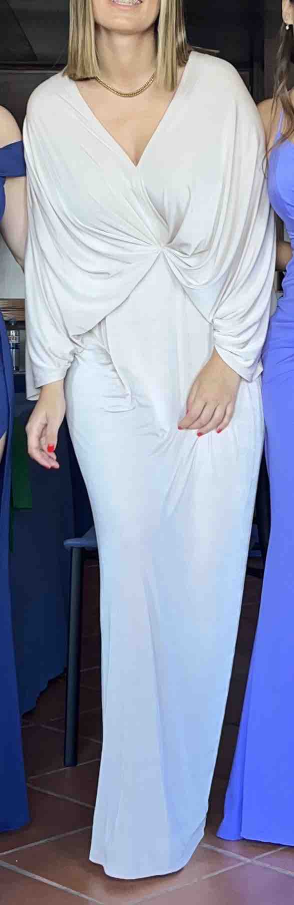 Vestido evento Coosy — foto 1 de 3