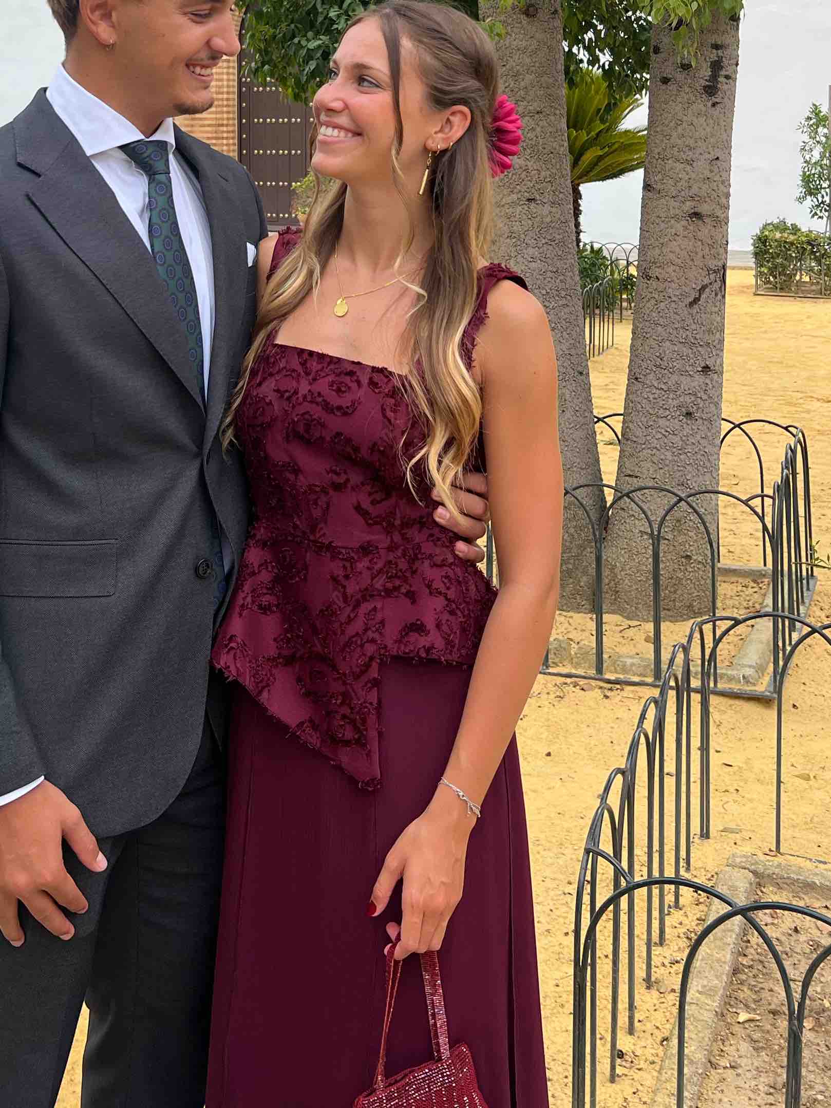 Conjunto falda top invitada Mariquita Trasquilá — foto 1 de 2