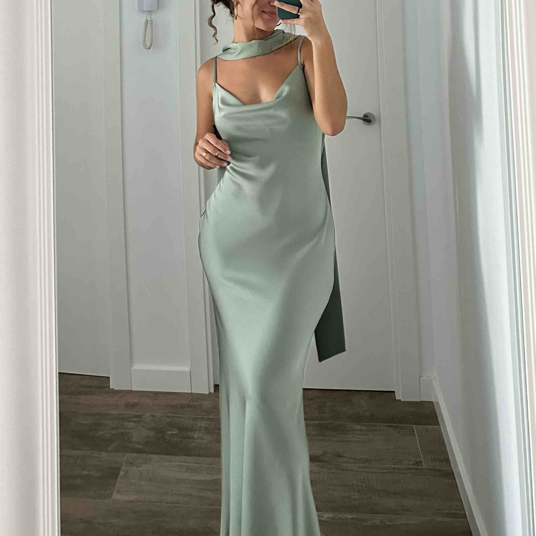 Vestido evento Coosy — foto 5 de 5