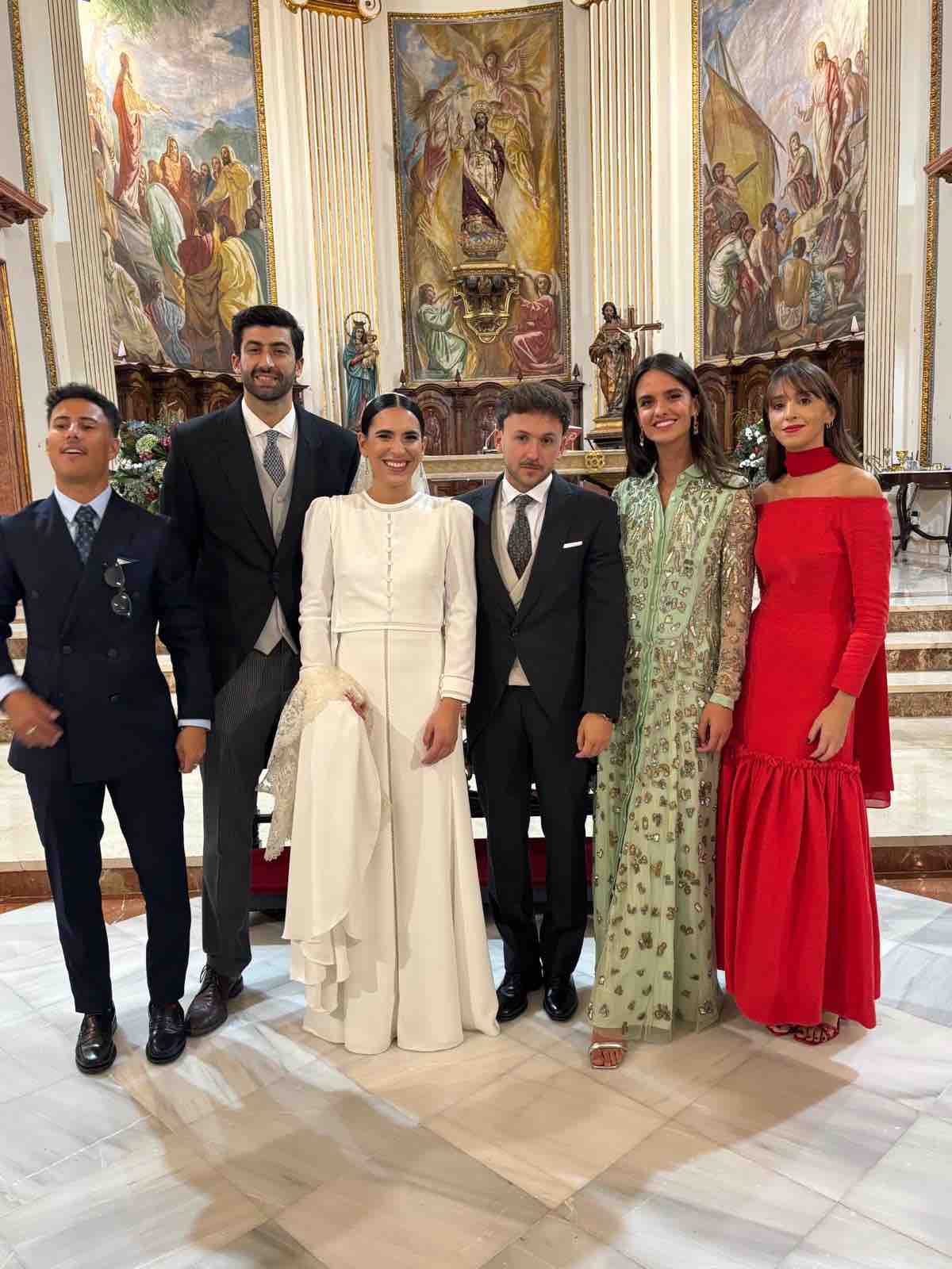 Vestido BDBA de pedrería — foto 4 de 6