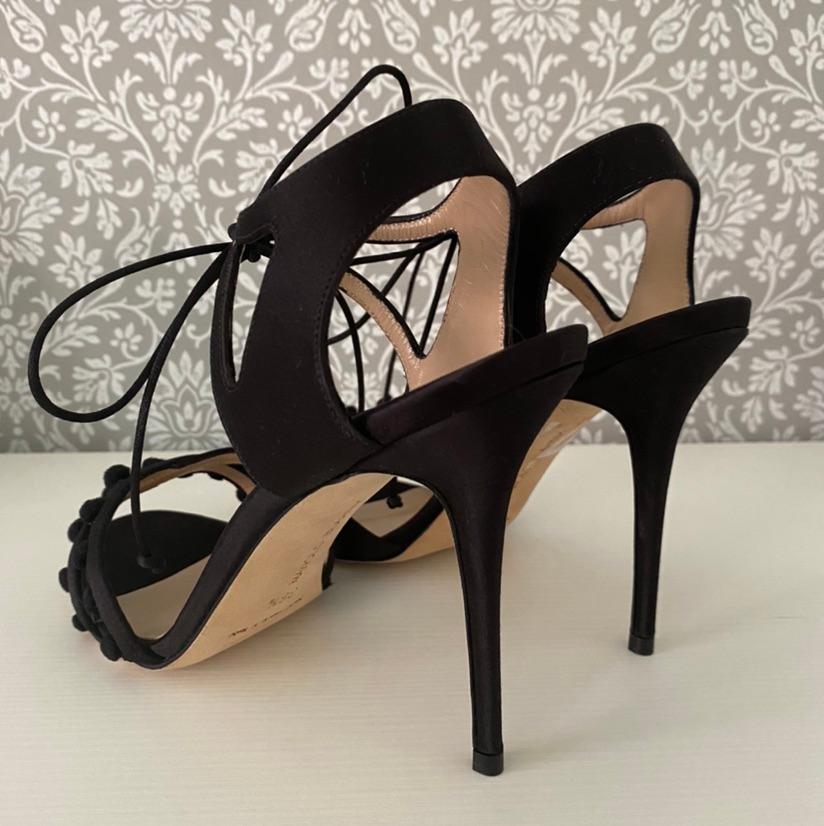 Sandalias negras Manolo Blahnik — foto 4 de 4