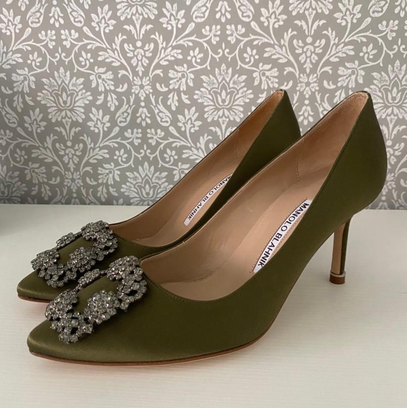 Zapatos Hangisi verde aceituna Manolo Blahnik — foto 2 de 4