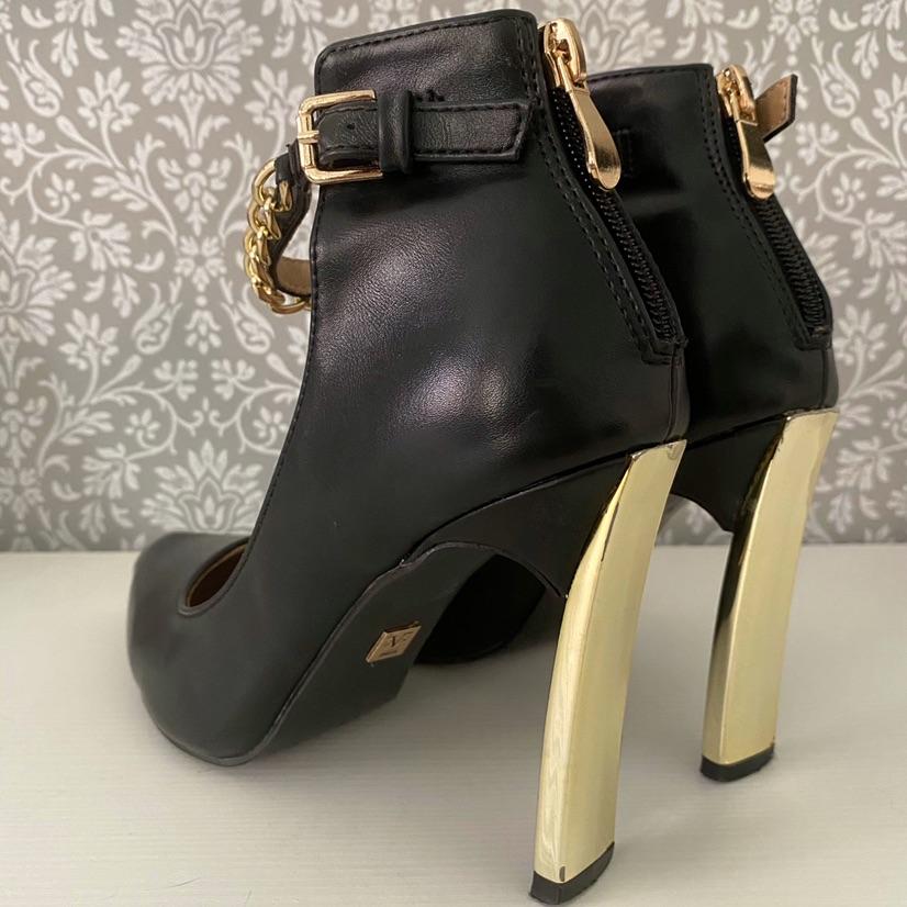 Zapatos con cierre en el tobillo Versace — foto 4 de 4
