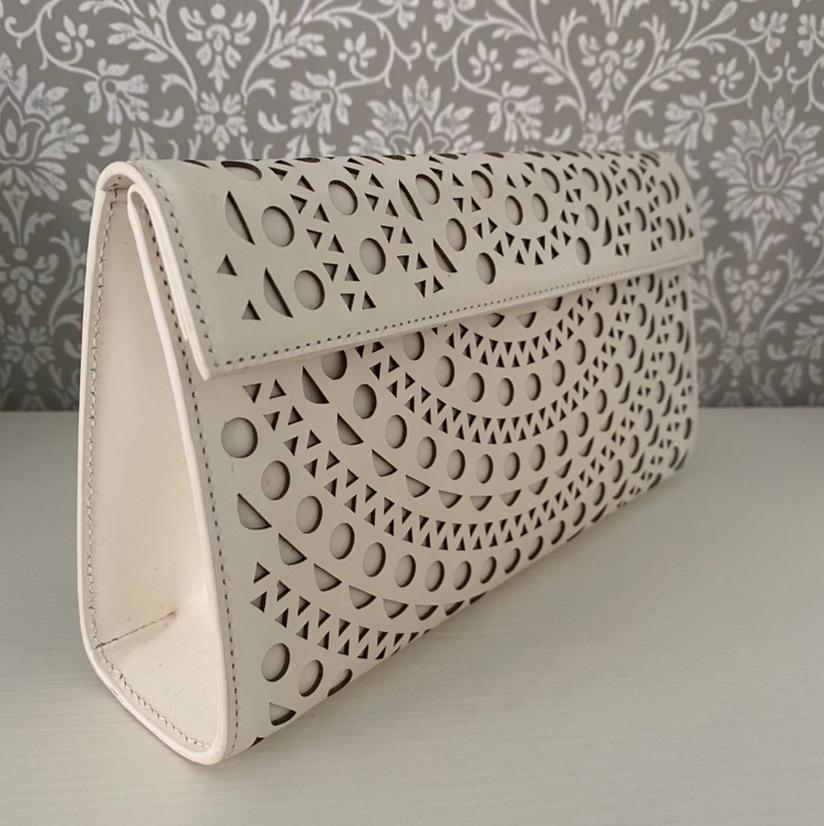 Clutch blanco hueso Alaïa — foto 2 de 4