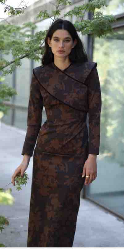Vestido marrón Mattui Collection — foto 3 de 3