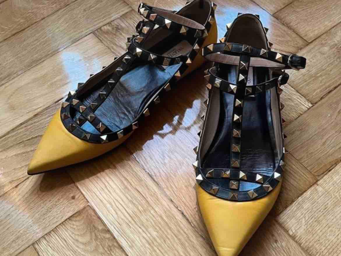 Valentino Rockstud — foto 2 de 4